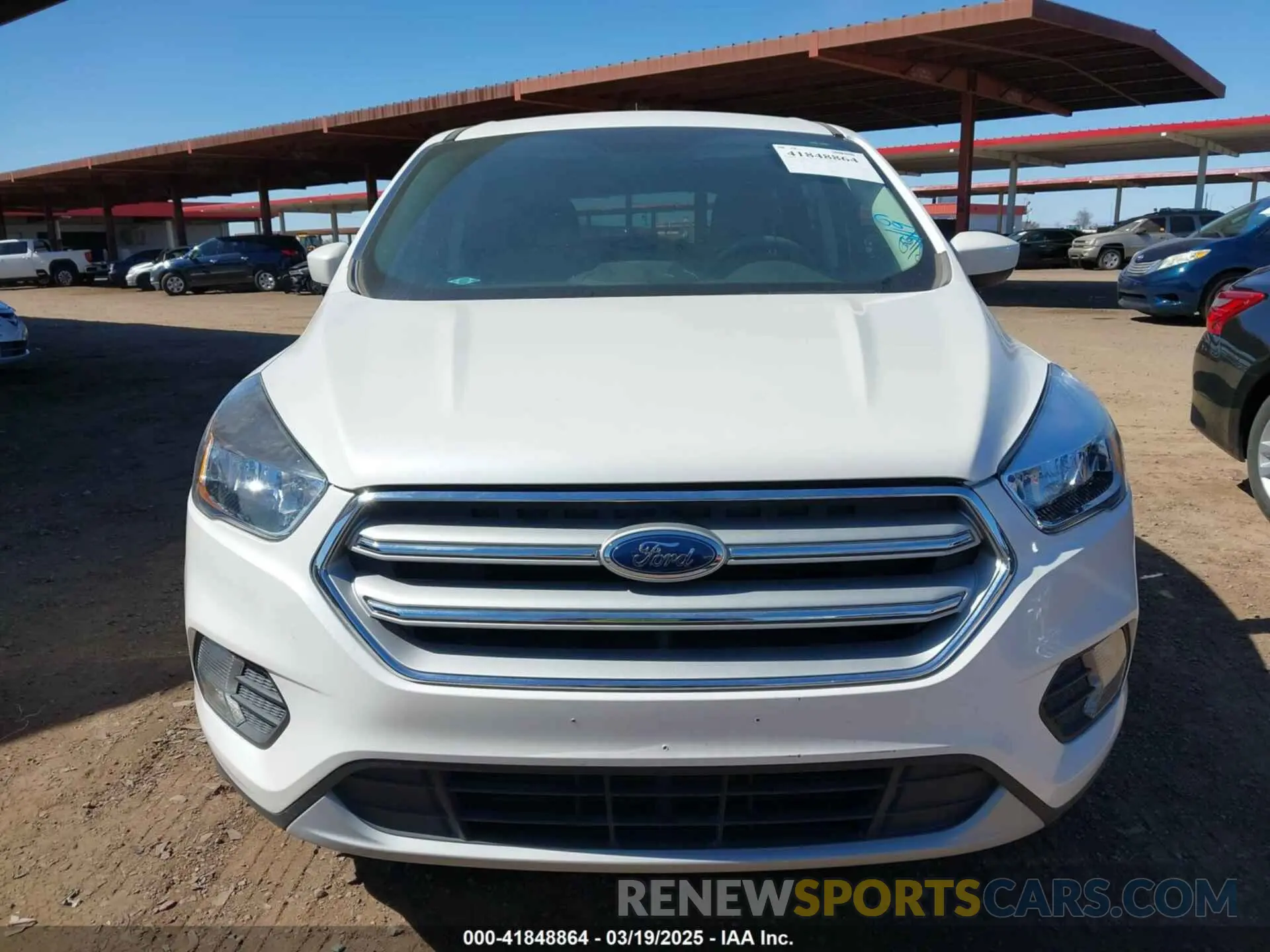 6 fotografías del automóvil dañado 1FMCU0GD2KUA99793 FORD ESCAPE 2019