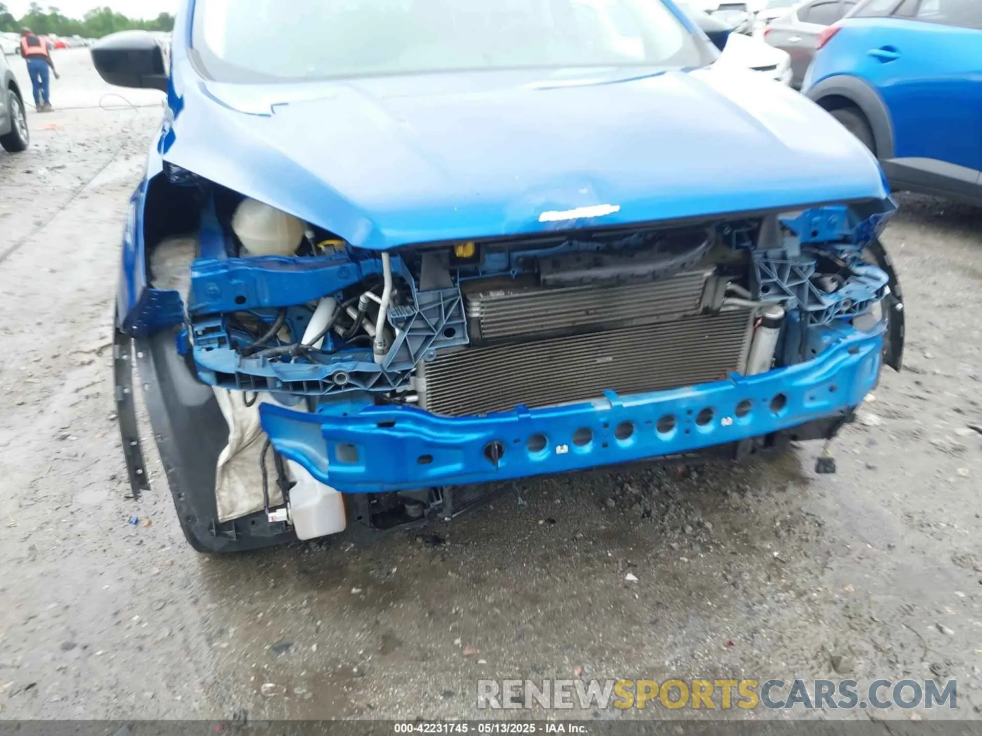 19 fotografías del automóvil dañado 1FMCU0GD2KUB45025 FORD ESCAPE 2019