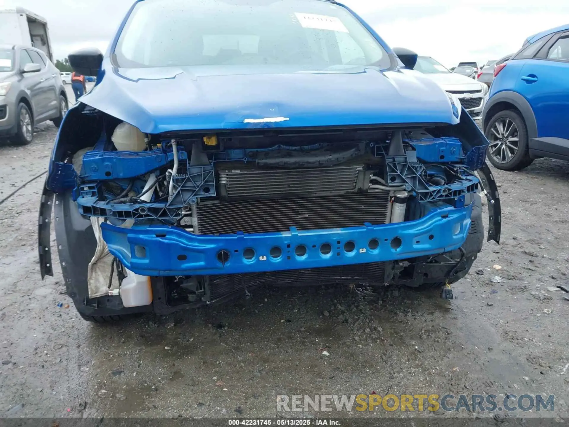 6 fotografías del automóvil dañado 1FMCU0GD2KUB45025 FORD ESCAPE 2019
