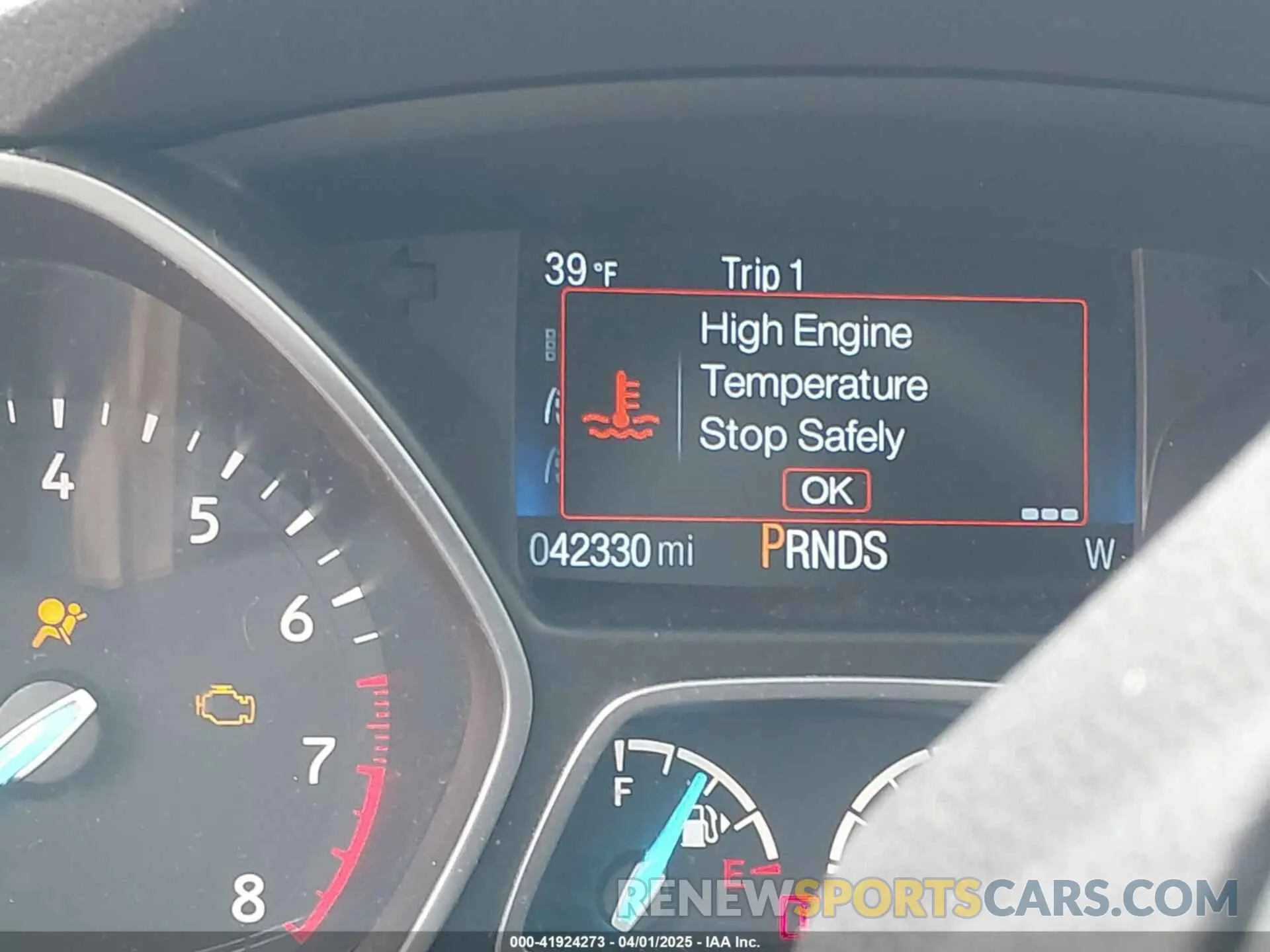 7 fotografías del automóvil dañado 1FMCU0GD2KUB50208 FORD ESCAPE 2019