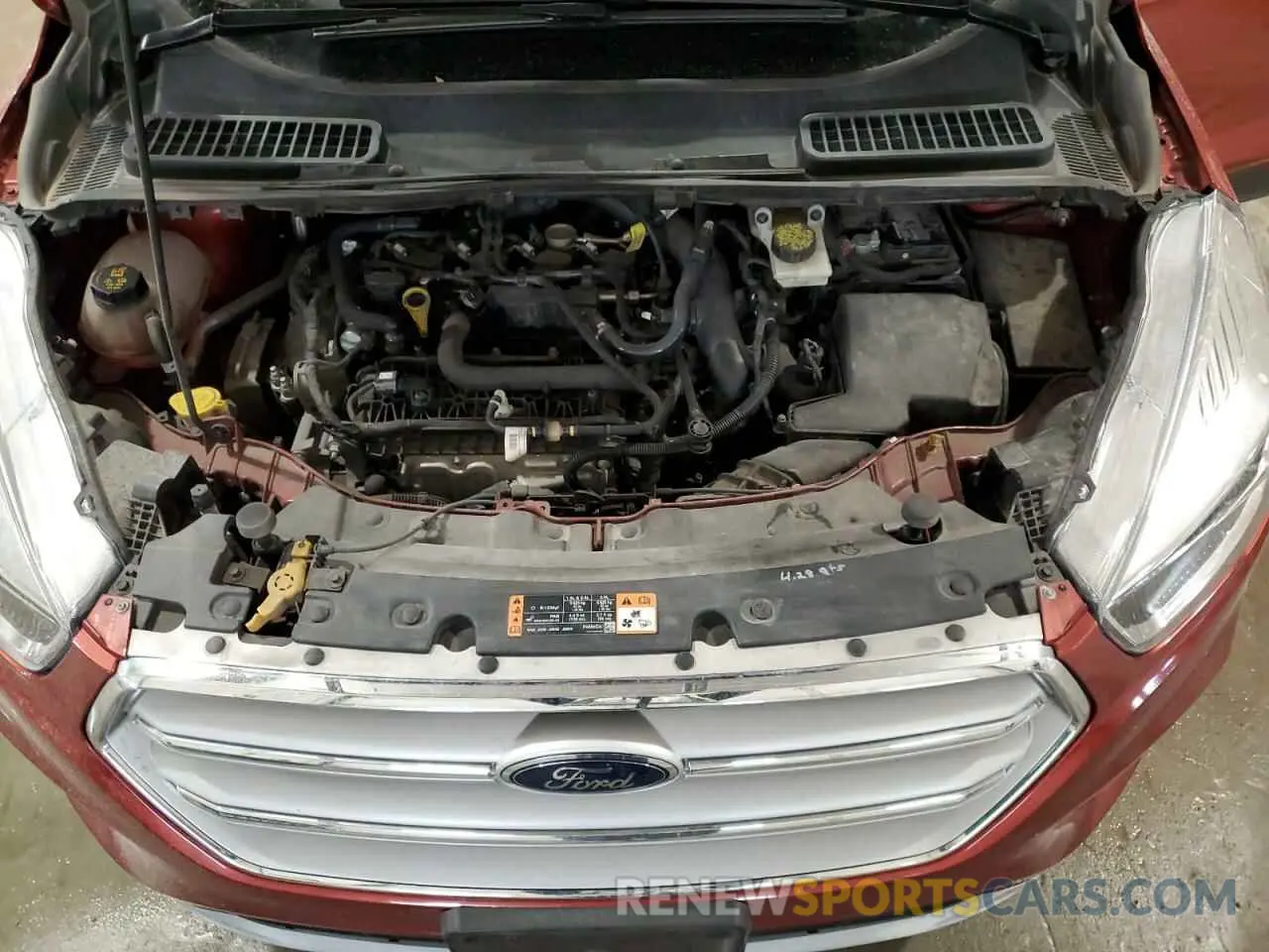 12 fotografías del automóvil dañado 1FMCU0GD2KUB60186 FORD ESCAPE 2019