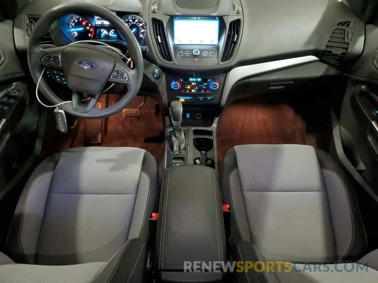 8 fotografías del automóvil dañado 1FMCU0GD2KUB60186 FORD ESCAPE 2019