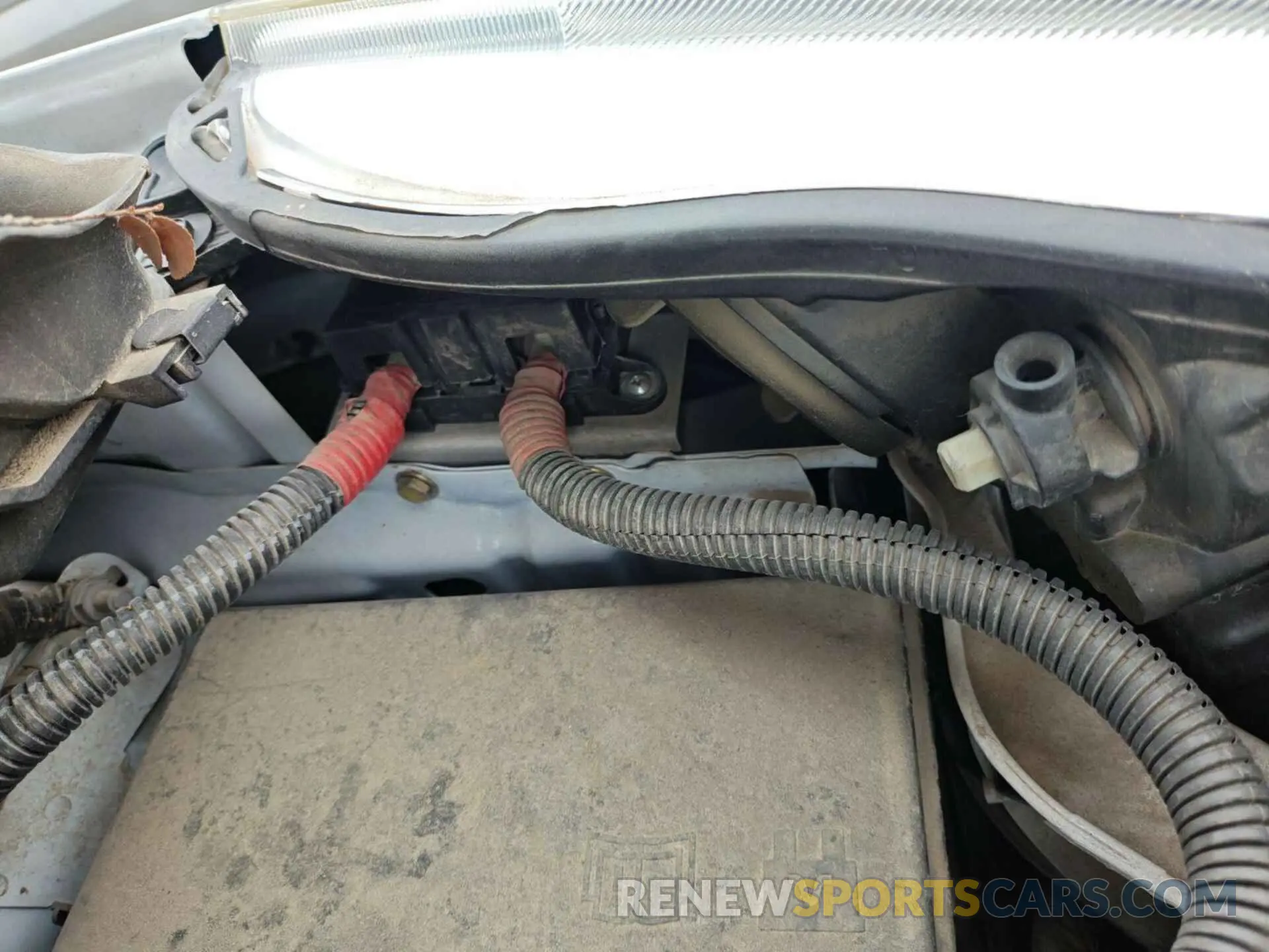 6 fotografías del automóvil dañado 1FMCU0GD2KUB82463 FORD ESCAPE 2019