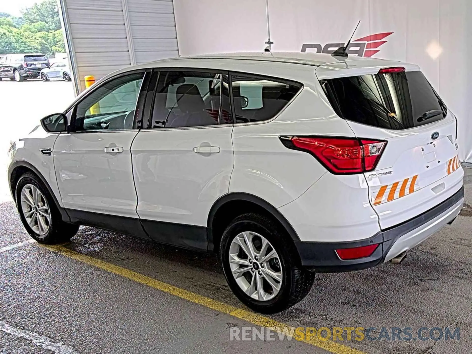 26 fotografías del automóvil dañado 1FMCU0GD2KUC36960 FORD ESCAPE 2019
