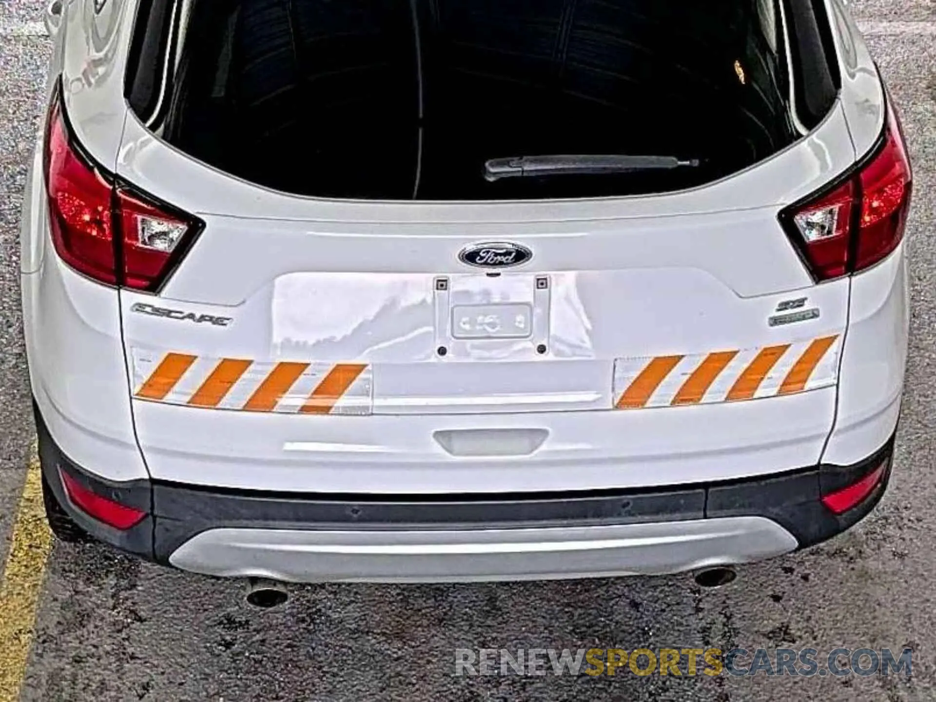 29 fotografías del automóvil dañado 1FMCU0GD2KUC36960 FORD ESCAPE 2019