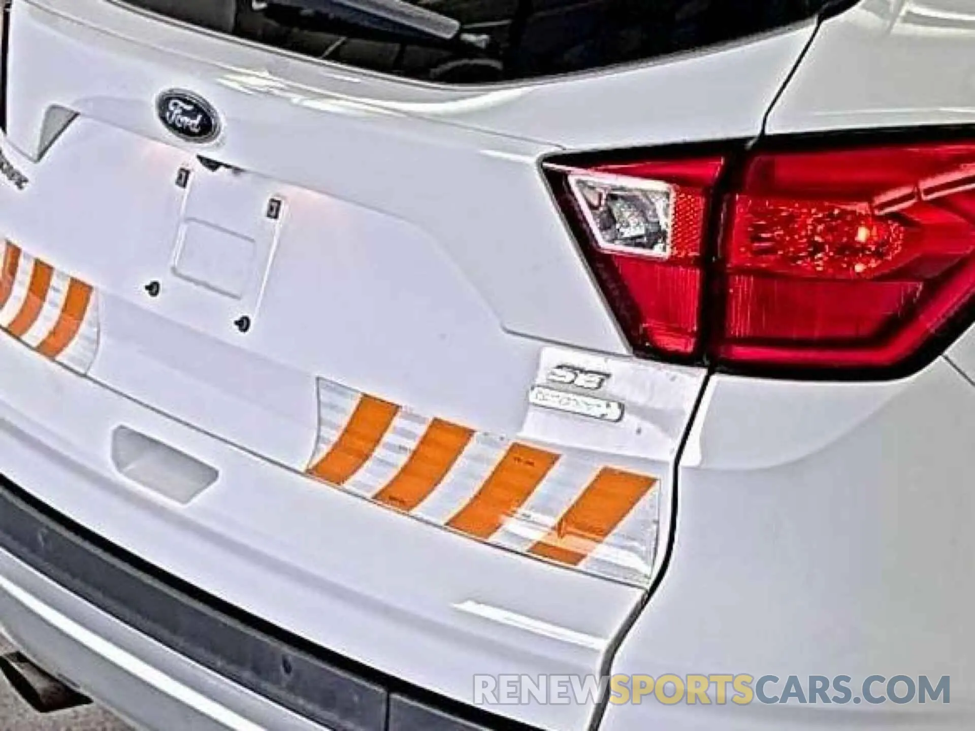 31 fotografías del automóvil dañado 1FMCU0GD2KUC36960 FORD ESCAPE 2019