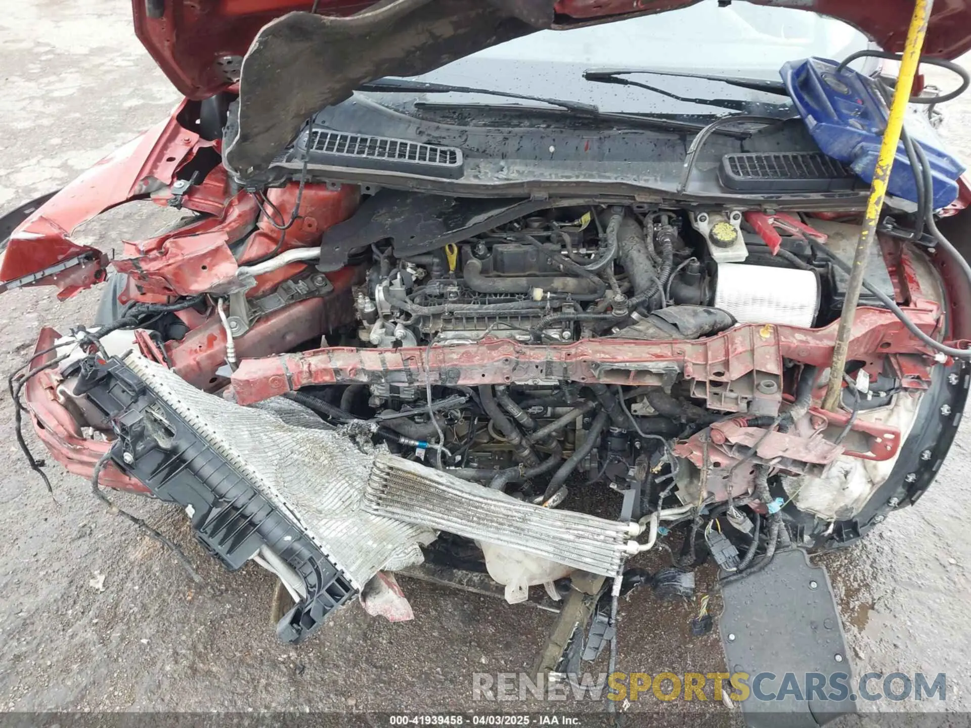 10 fotografías del automóvil dañado 1FMCU0GD2KUC52592 FORD ESCAPE 2019