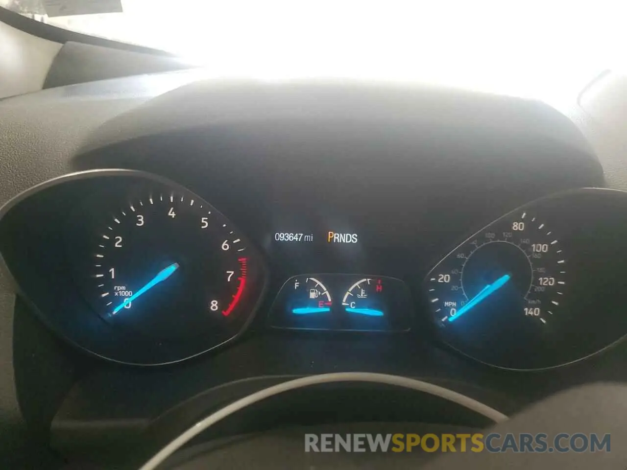 9 fotografías del automóvil dañado 1FMCU0GD3KUA07915 FORD ESCAPE 2019