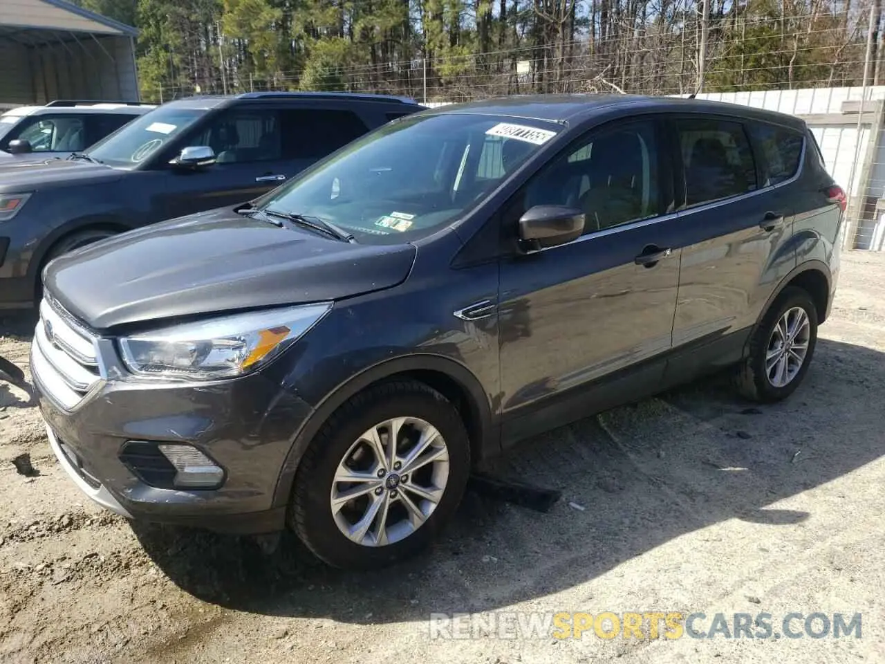 1 fotografías del automóvil dañado 1FMCU0GD3KUA26822 FORD ESCAPE 2019