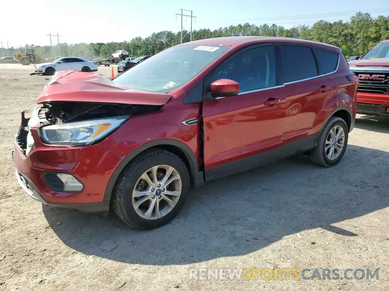 1 fotografías del automóvil dañado 1FMCU0GD3KUA67774 FORD ESCAPE 2019