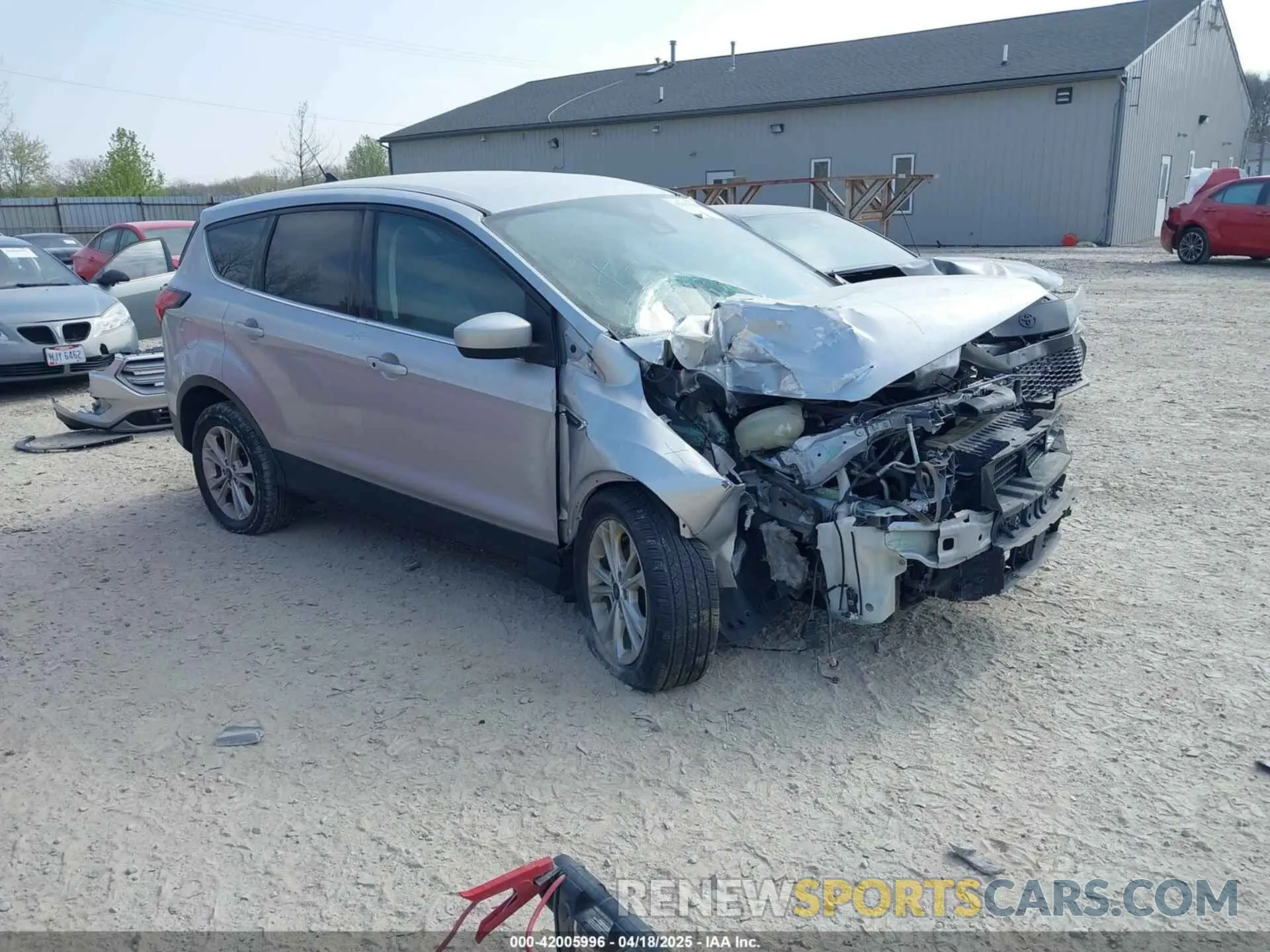 1 fotografías del automóvil dañado 1FMCU0GD3KUB11627 FORD ESCAPE 2019