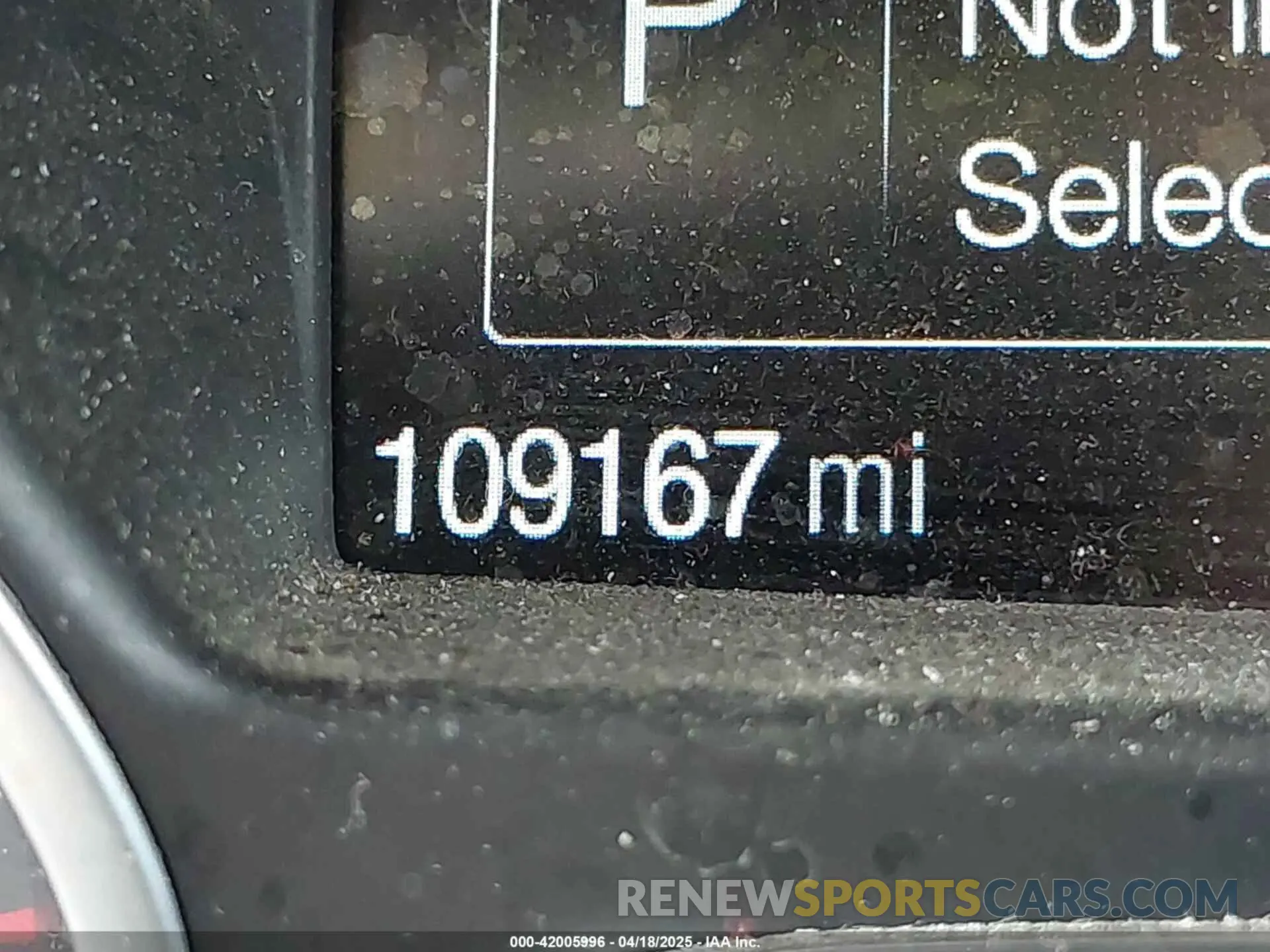 16 fotografías del automóvil dañado 1FMCU0GD3KUB11627 FORD ESCAPE 2019