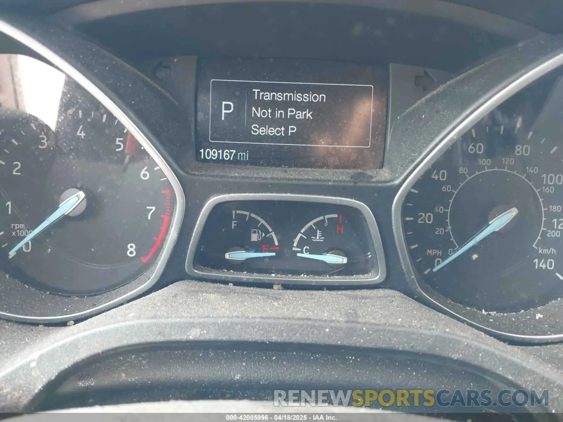 7 fotografías del automóvil dañado 1FMCU0GD3KUB11627 FORD ESCAPE 2019