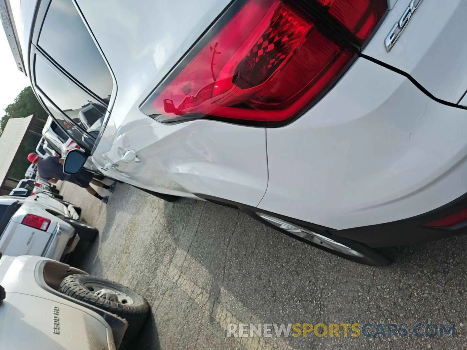 7 fotografías del automóvil dañado 1FMCU0GD4KUA34072 FORD ESCAPE 2019
