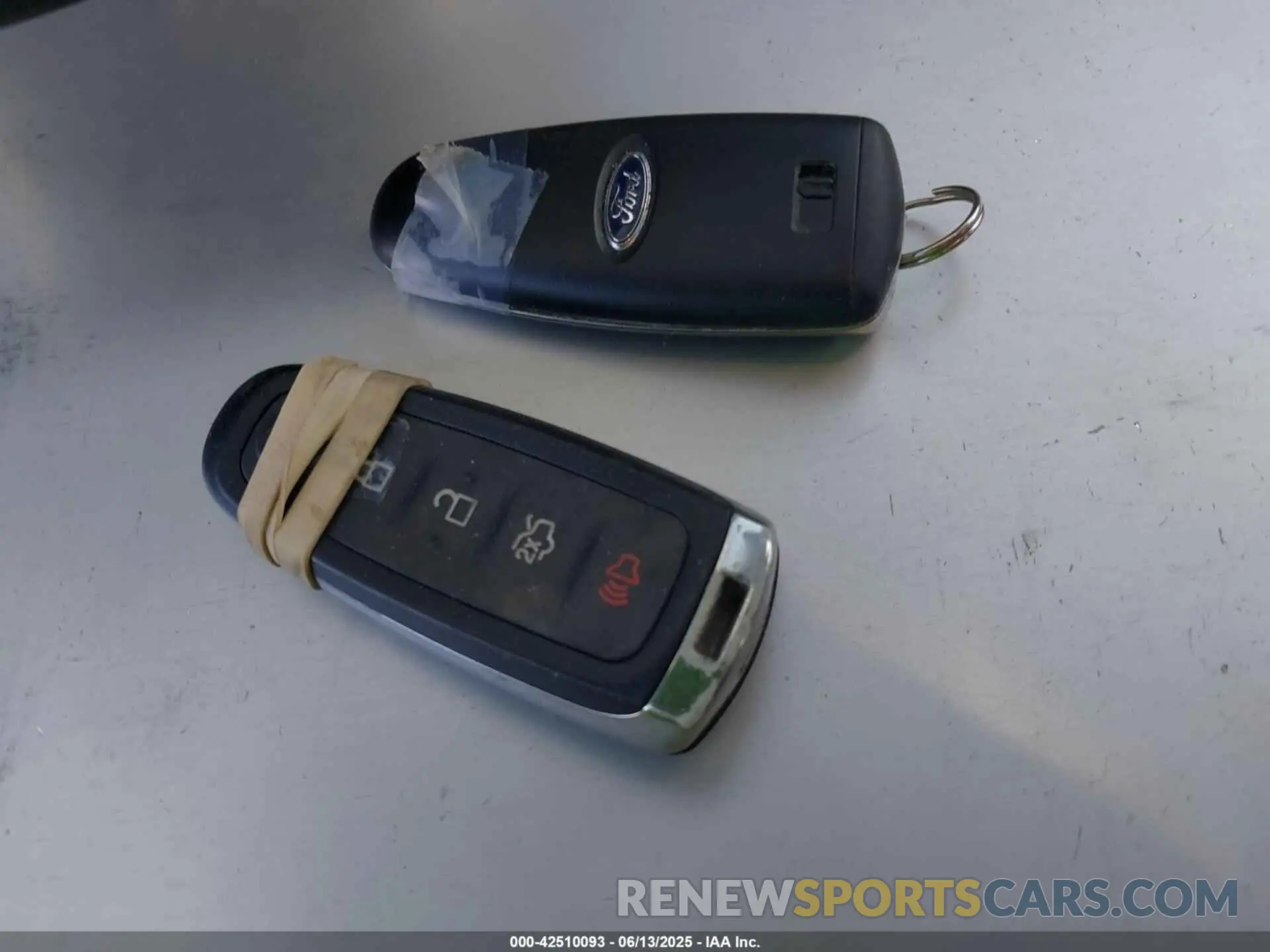 11 fotografías del automóvil dañado 1FMCU0GD4KUA63989 FORD ESCAPE 2019