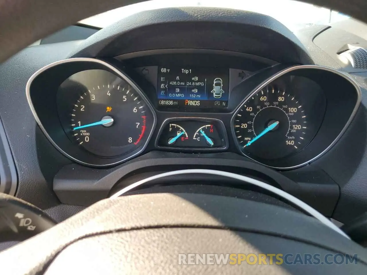 9 fotografías del automóvil dañado 1FMCU0GD4KUB00085 FORD ESCAPE 2019