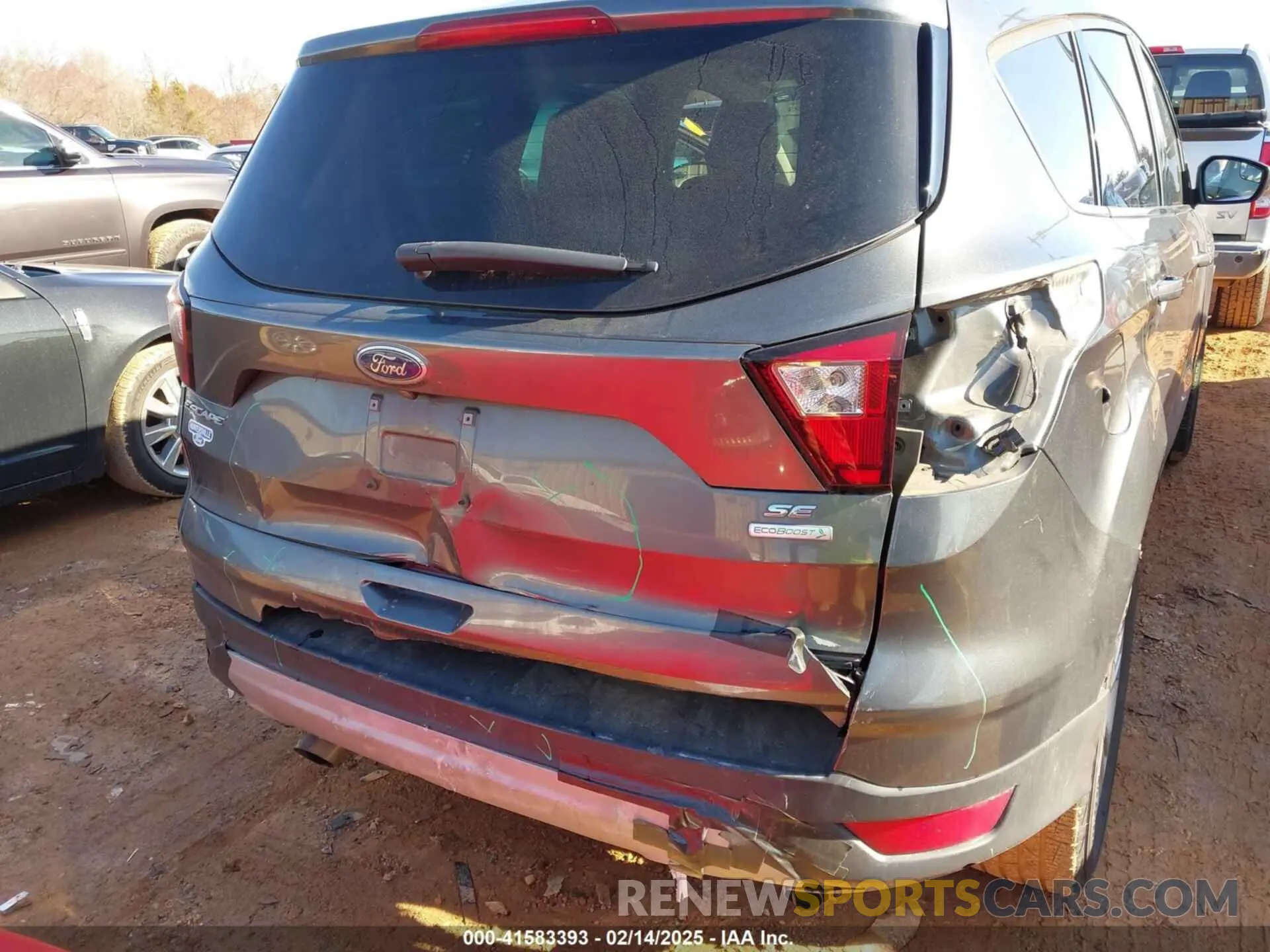 6 fotografías del automóvil dañado 1FMCU0GD4KUB20403 FORD ESCAPE 2019