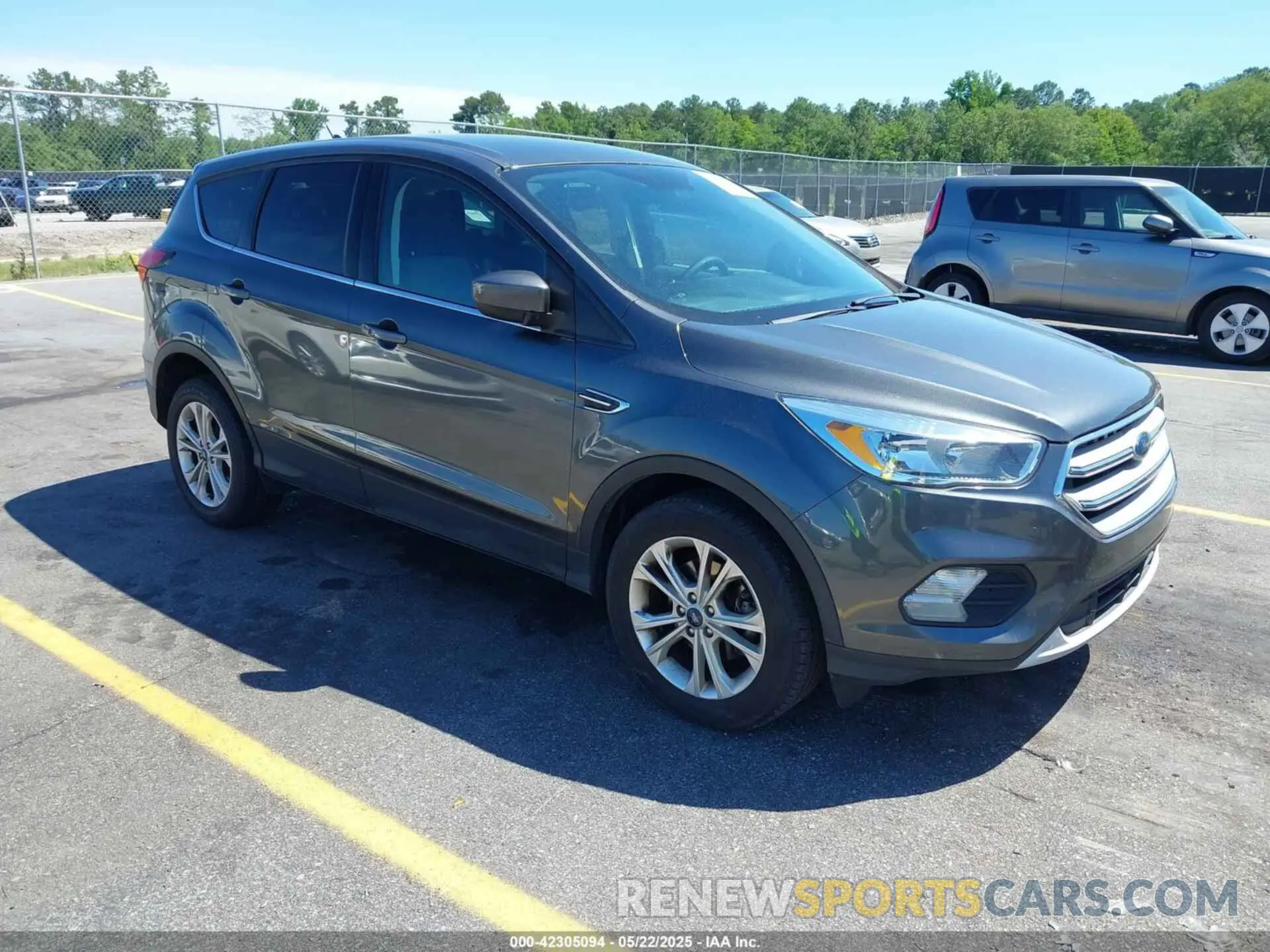 1 fotografías del automóvil dañado 1FMCU0GD5KUB19907 FORD ESCAPE 2019