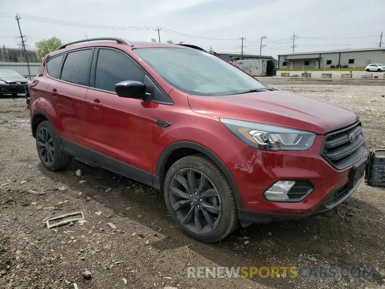 4 fotografías del automóvil dañado 1FMCU0GD5KUB24167 FORD ESCAPE 2019