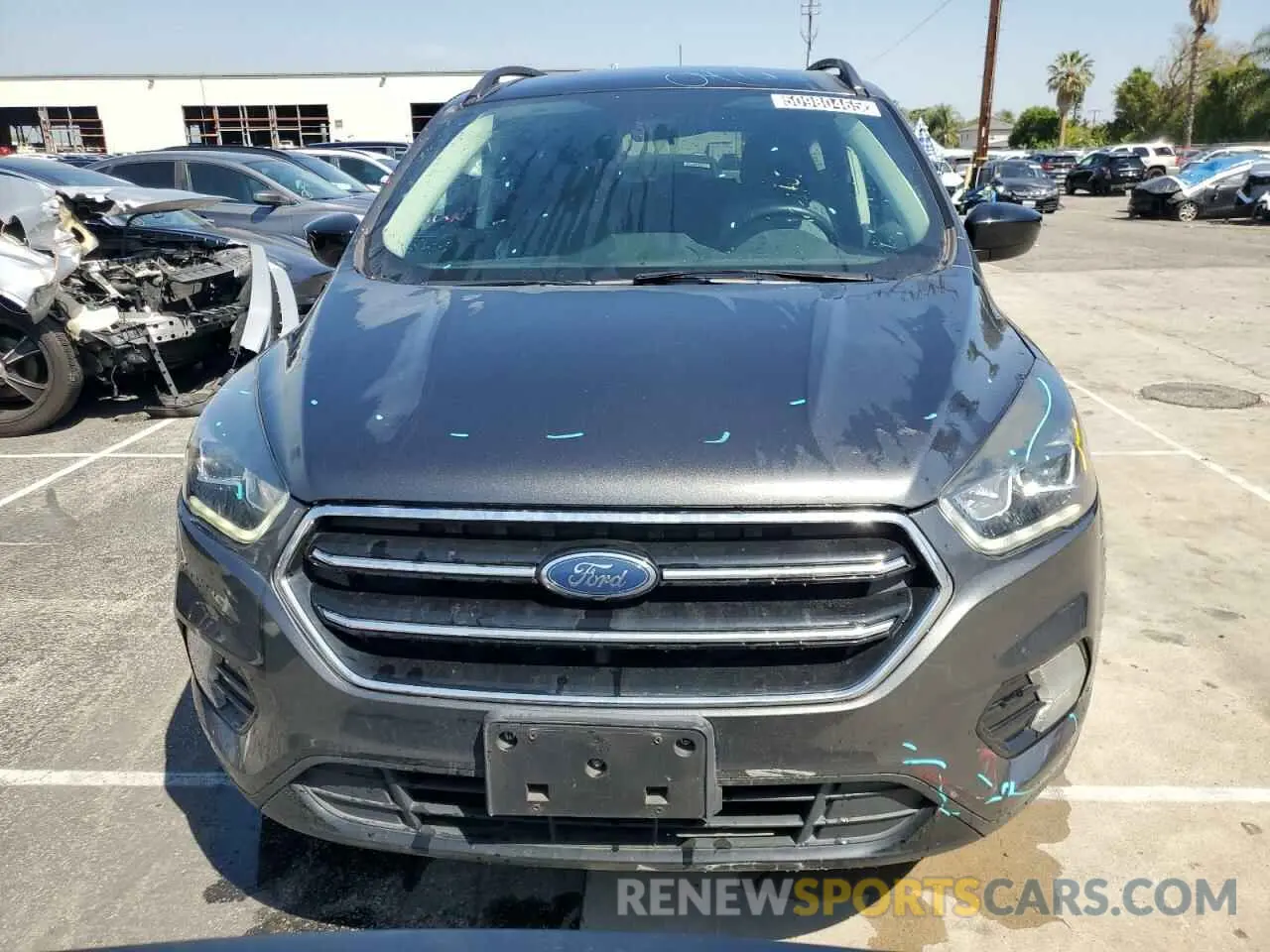 5 fotografías del automóvil dañado 1FMCU0GD6KUA25082 FORD ESCAPE 2019