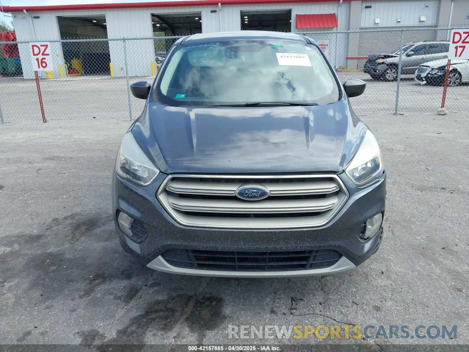 12 fotografías del automóvil dañado 1FMCU0GD6KUA30251 FORD ESCAPE 2019