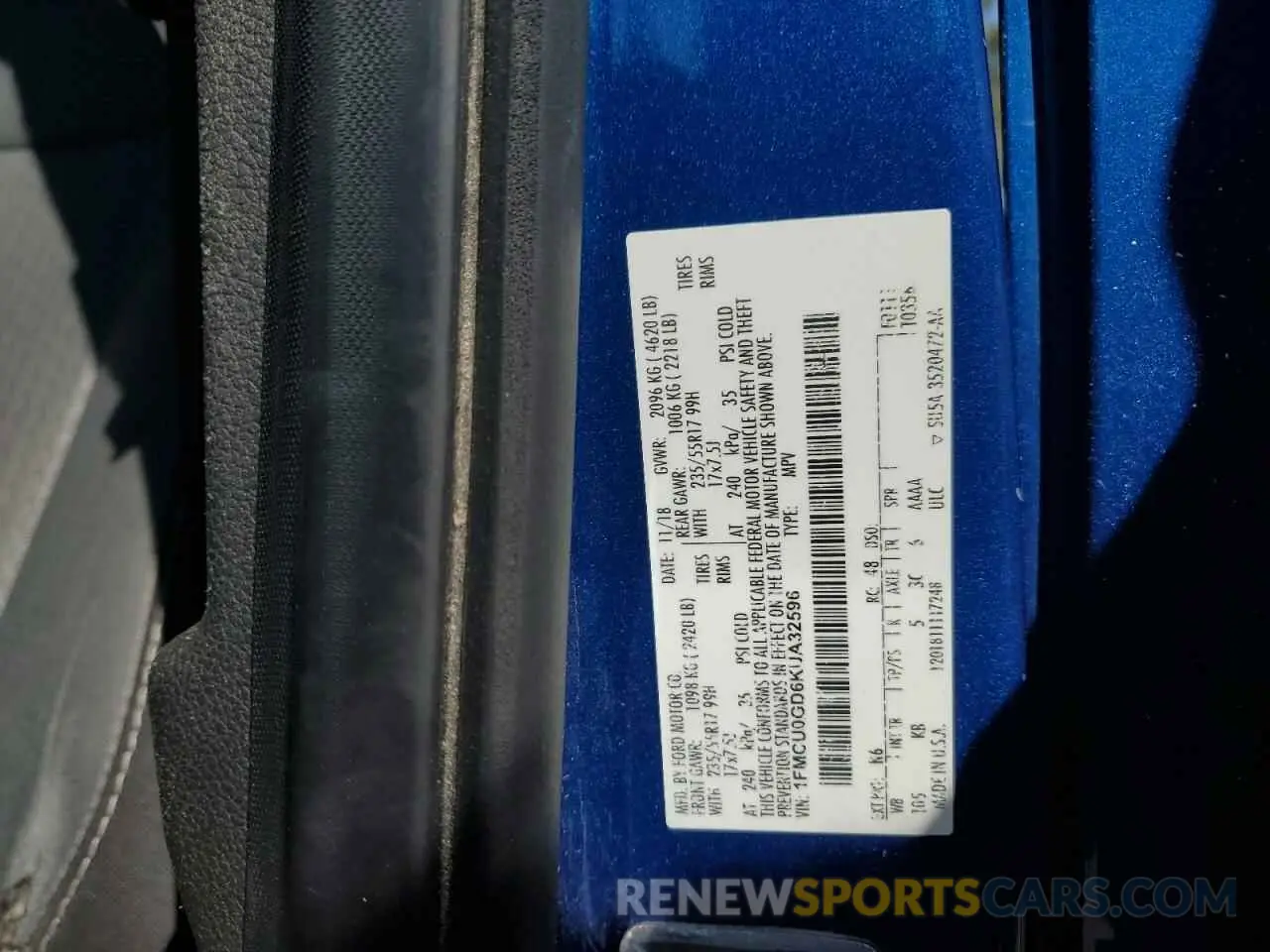 13 fotografías del automóvil dañado 1FMCU0GD6KUA32596 FORD ESCAPE 2019