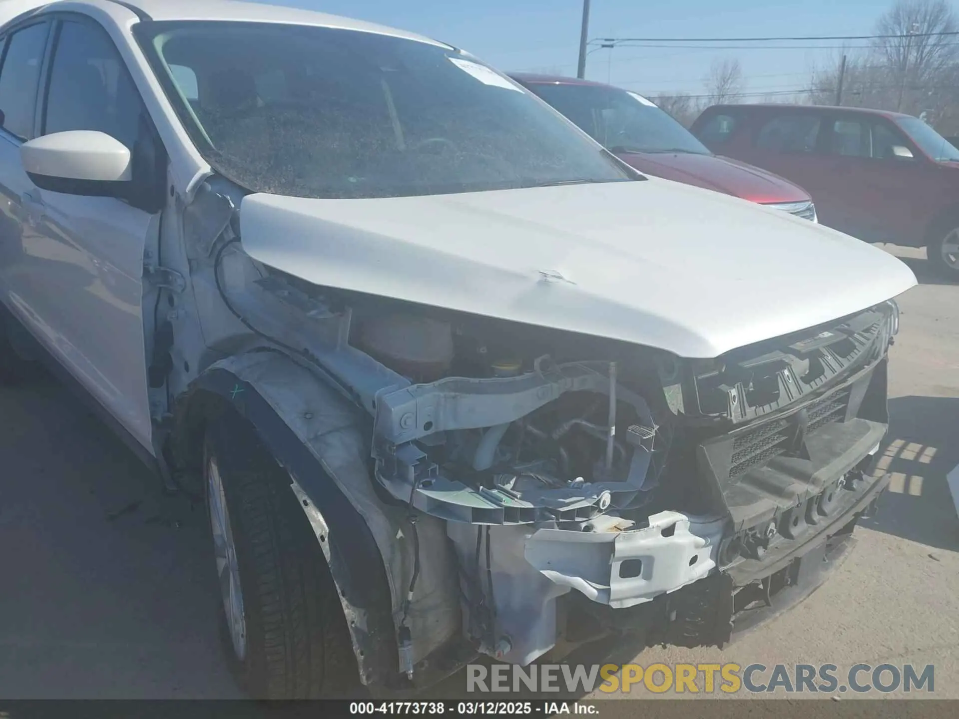 6 fotografías del automóvil dañado 1FMCU0GD6KUB98553 FORD ESCAPE 2019