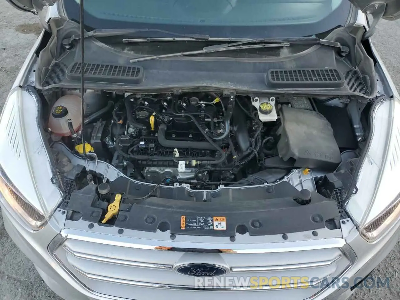 12 fotografías del automóvil dañado 1FMCU0GD6KUC09065 FORD ESCAPE 2019