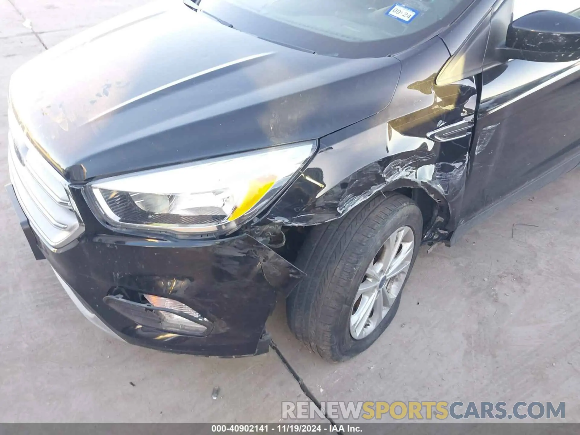 16 fotografías del automóvil dañado 1FMCU0GD6KUC52417 FORD ESCAPE 2019
