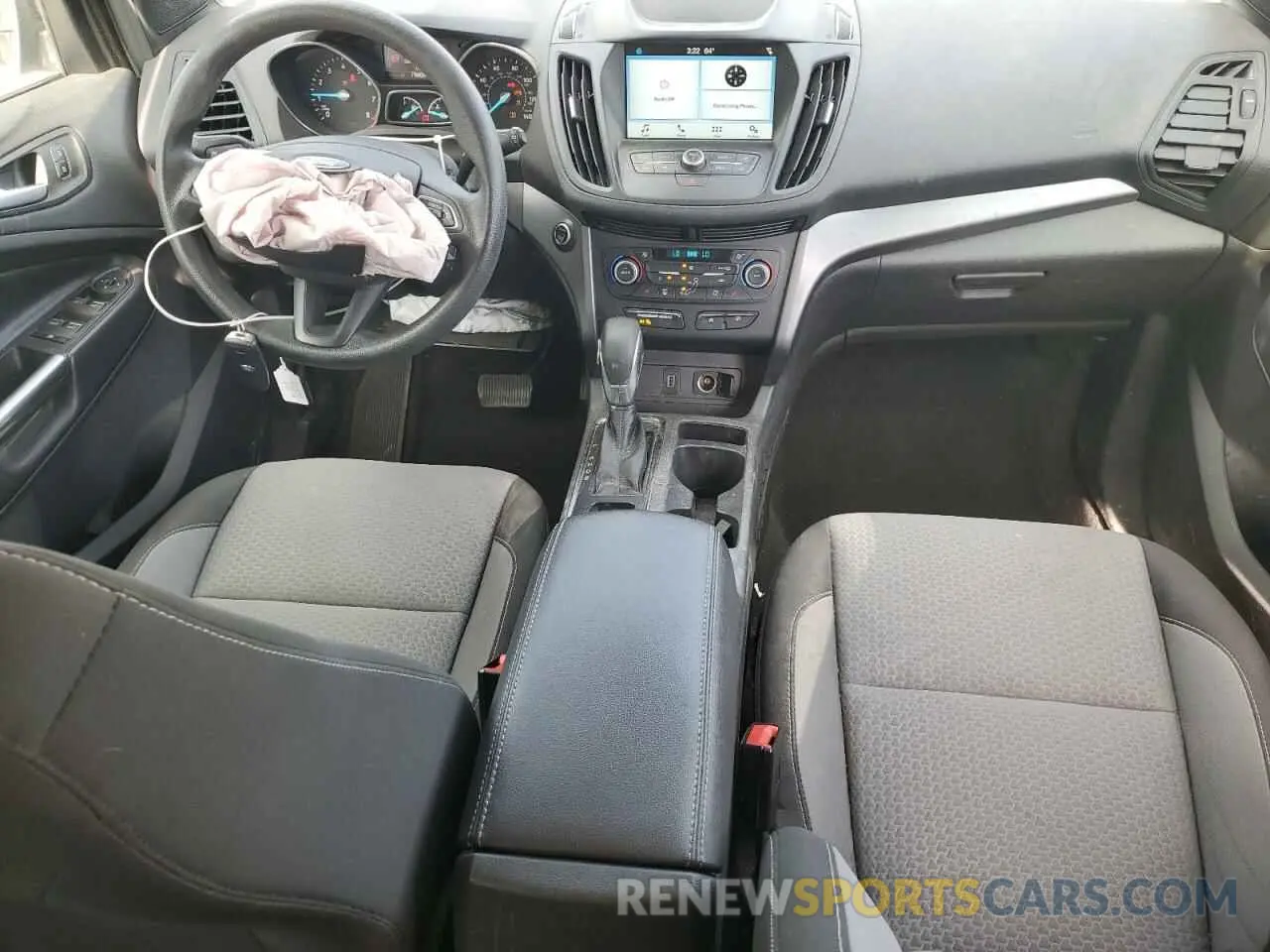 8 fotografías del automóvil dañado 1FMCU0GD6KUC53194 FORD ESCAPE 2019