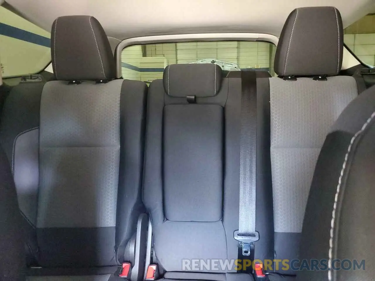 10 fotografías del automóvil dañado 1FMCU0GD7KUA02488 FORD ESCAPE 2019