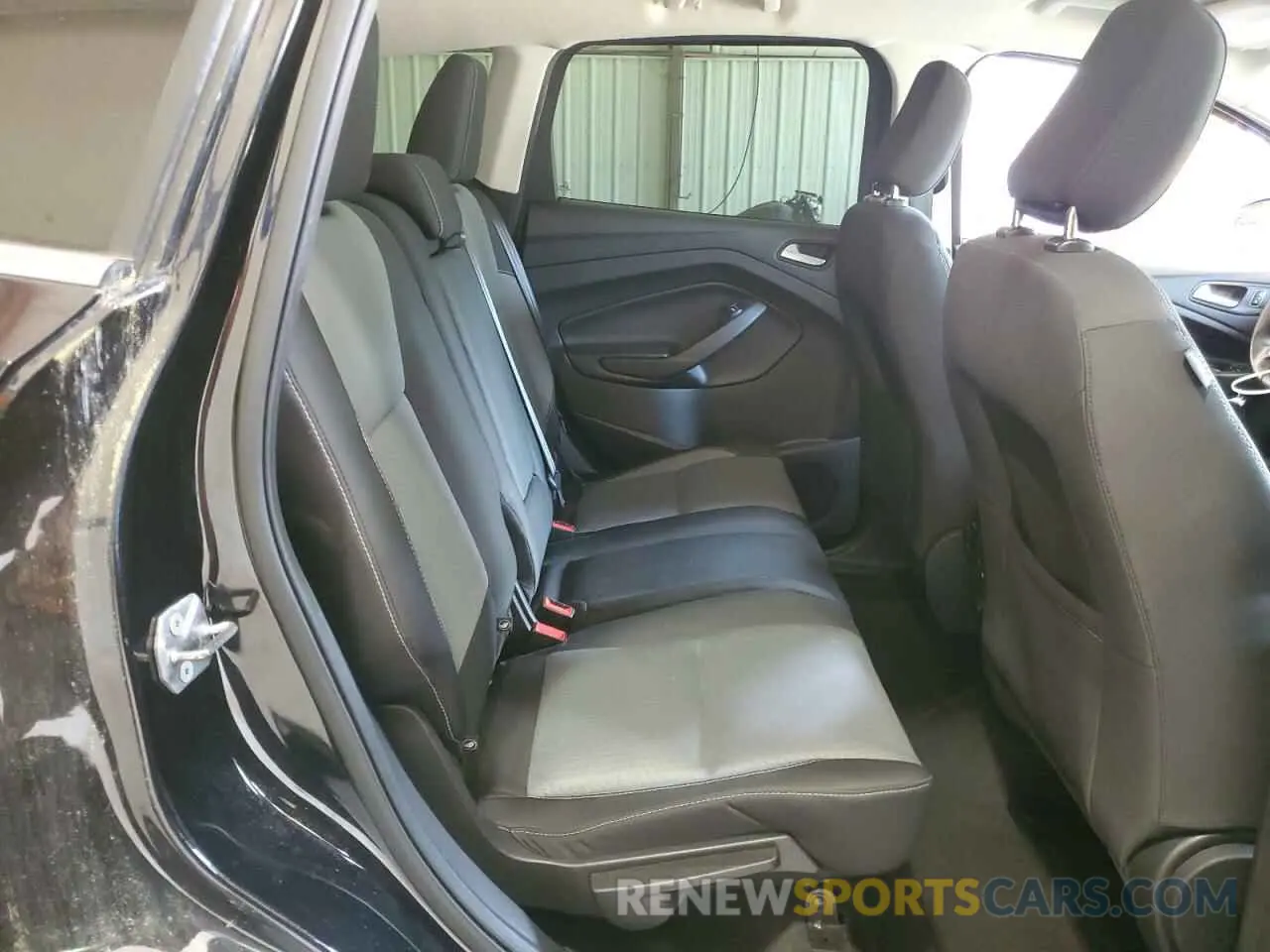 11 fotografías del automóvil dañado 1FMCU0GD7KUA02488 FORD ESCAPE 2019