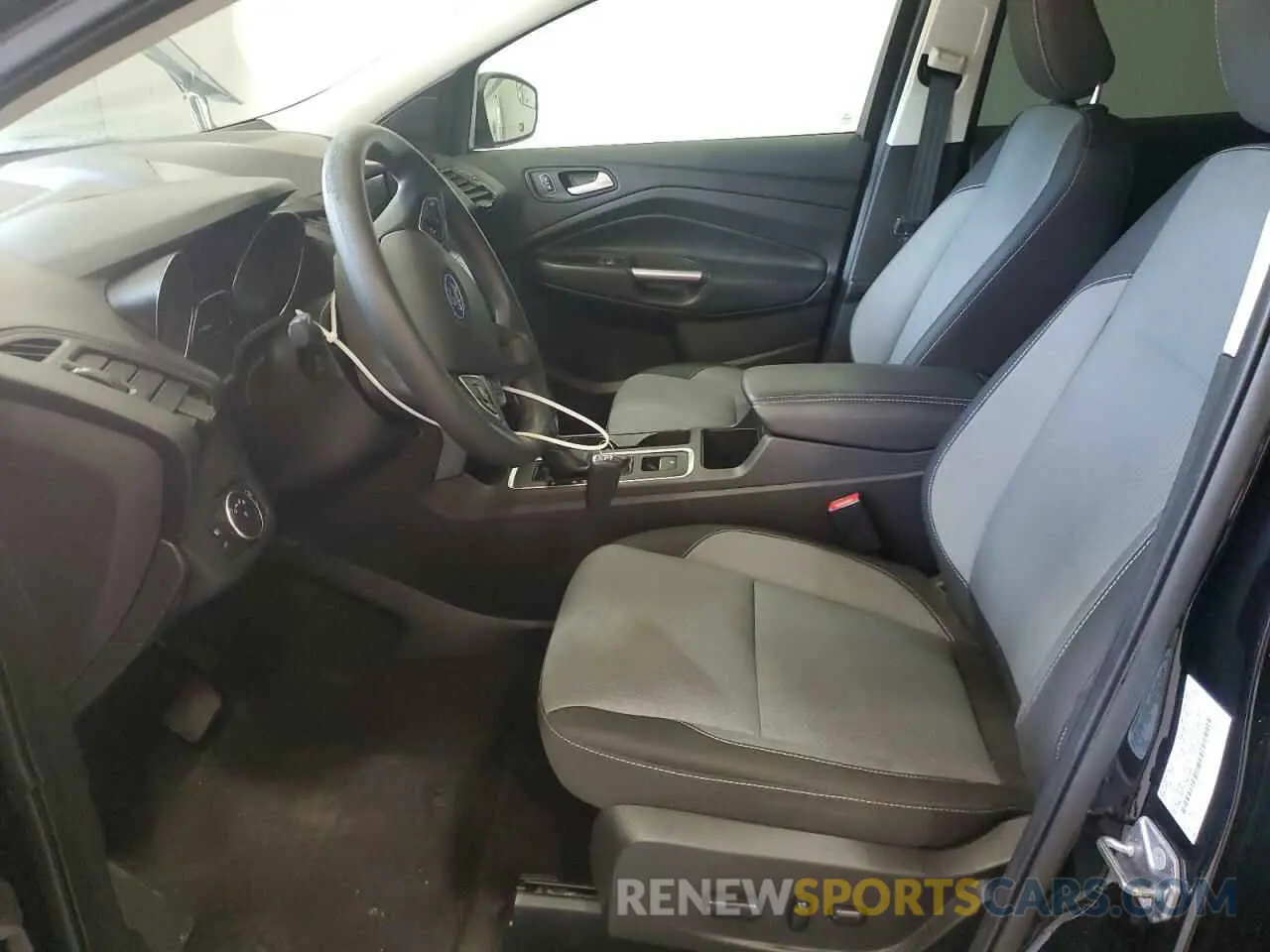 7 fotografías del automóvil dañado 1FMCU0GD7KUA02488 FORD ESCAPE 2019