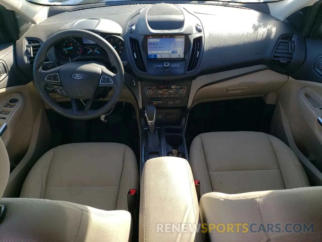 8 fotografías del automóvil dañado 1FMCU0GD7KUA72525 FORD ESCAPE 2019