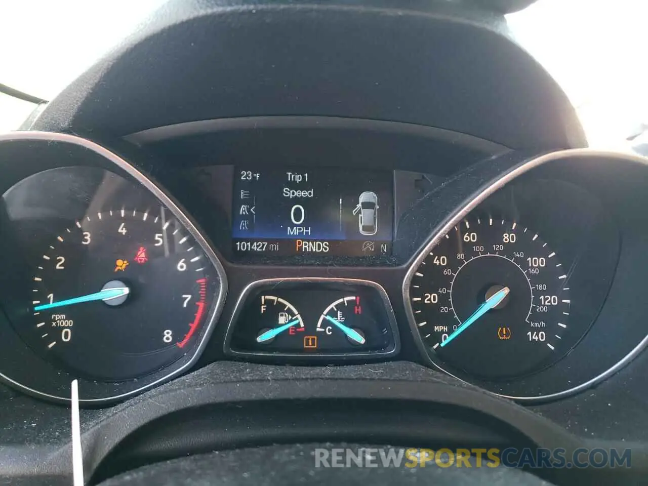 9 fotografías del automóvil dañado 1FMCU0GD7KUA72525 FORD ESCAPE 2019