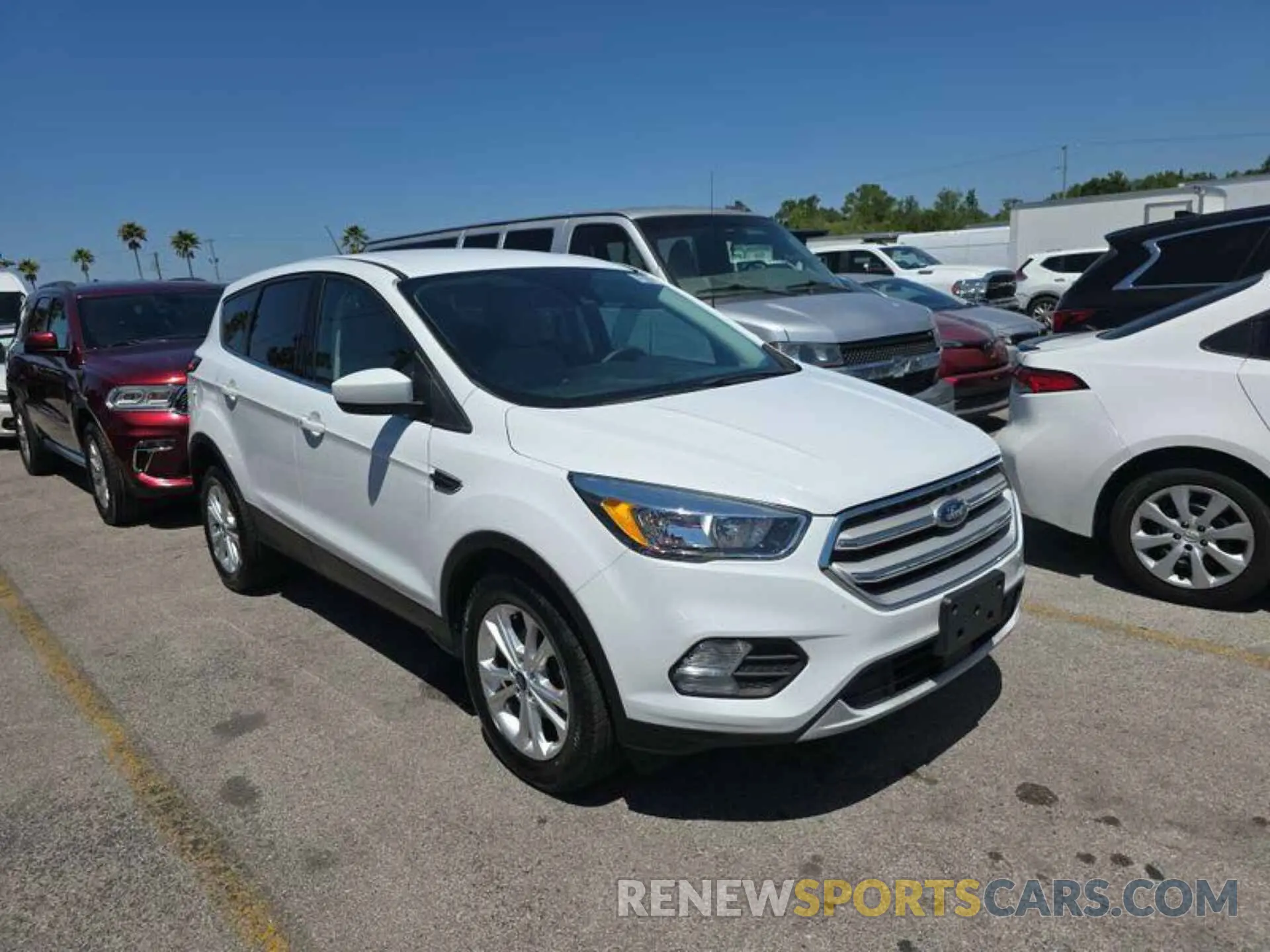 21 fotografías del automóvil dañado 1FMCU0GD7KUB65142 FORD ESCAPE 2019