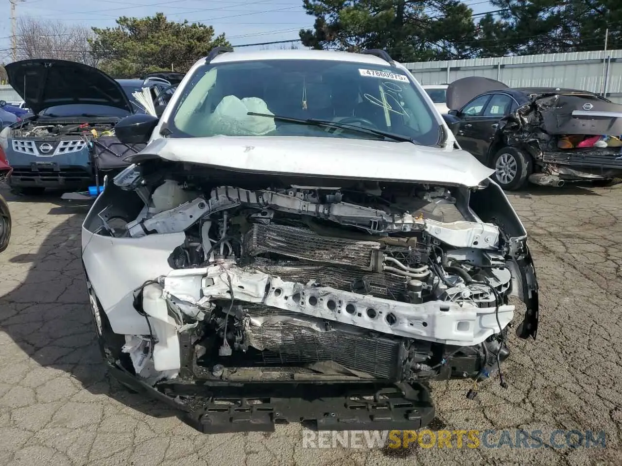 5 fotografías del automóvil dañado 1FMCU0GD7KUB99596 FORD ESCAPE 2019