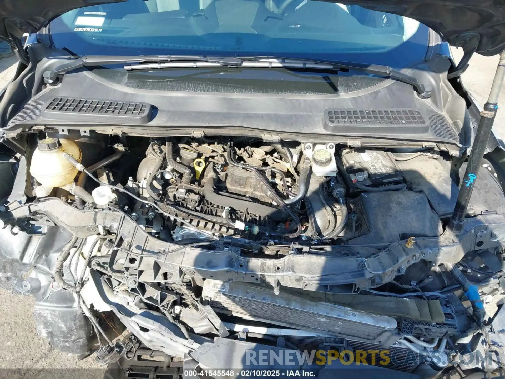 10 fotografías del automóvil dañado 1FMCU0GD8KUB04754 FORD ESCAPE 2019