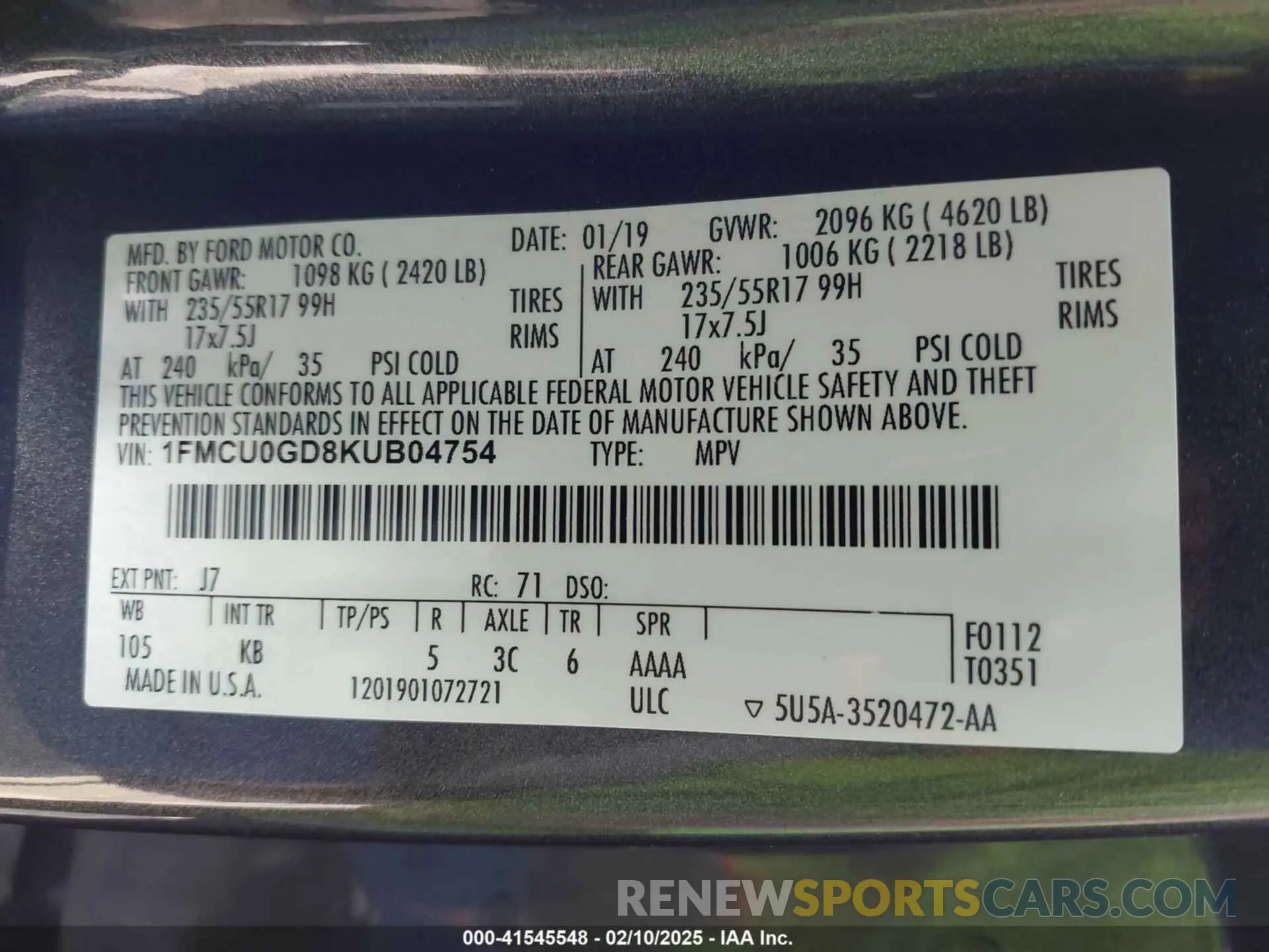 9 fotografías del automóvil dañado 1FMCU0GD8KUB04754 FORD ESCAPE 2019