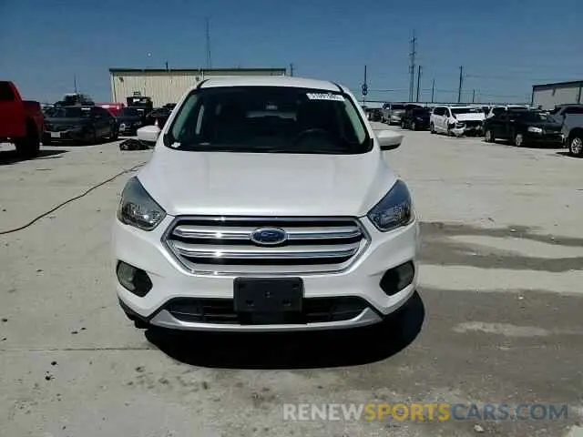 14 fotografías del automóvil dañado 1FMCU0GD9KUA17459 FORD ESCAPE 2019