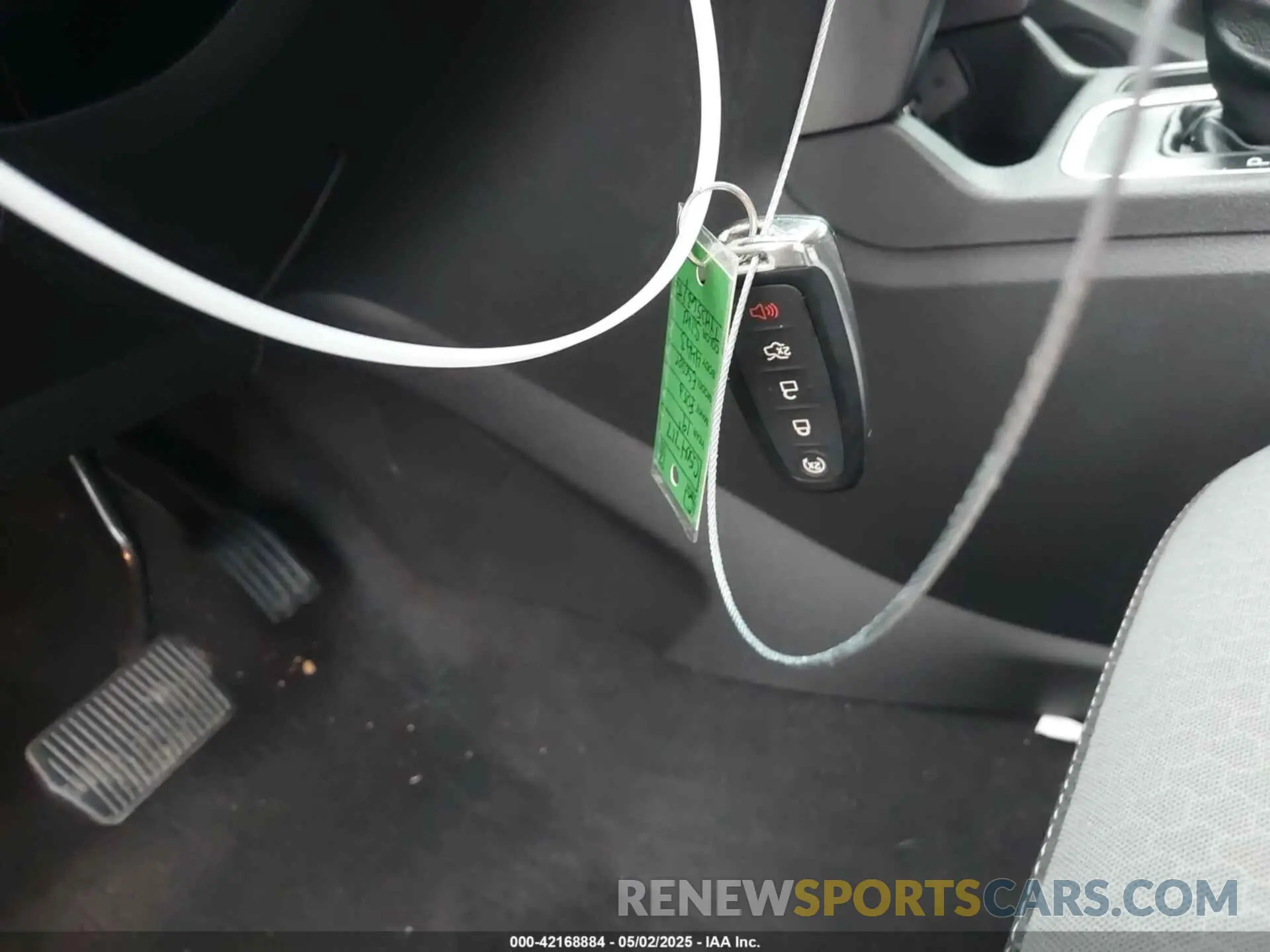 11 fotografías del automóvil dañado 1FMCU0GD9KUA64443 FORD ESCAPE 2019