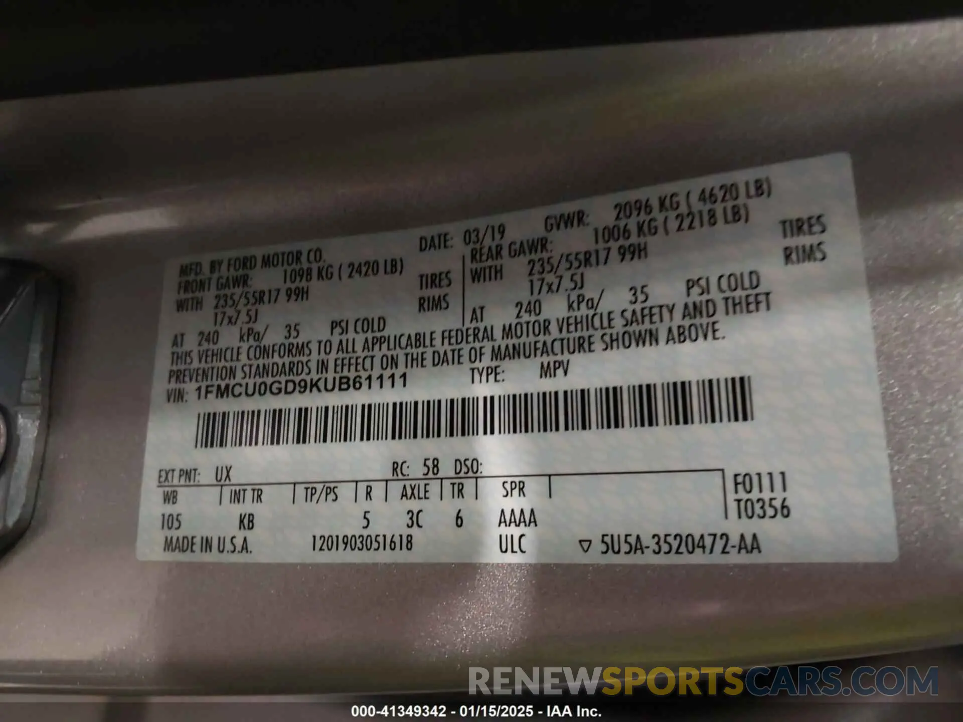 9 fotografías del automóvil dañado 1FMCU0GD9KUB61111 FORD ESCAPE 2019