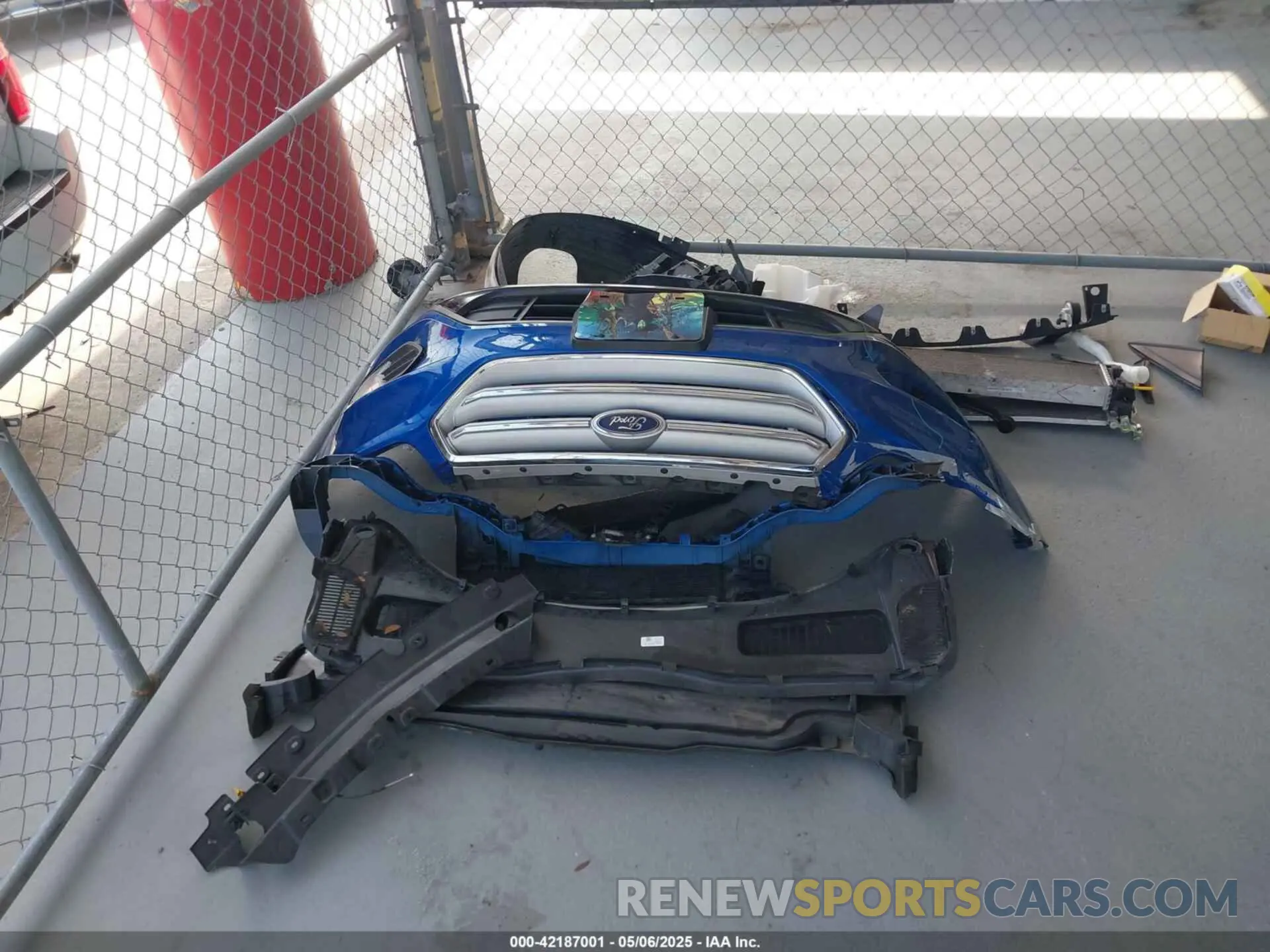 12 fotografías del automóvil dañado 1FMCU0GD9KUB84873 FORD ESCAPE 2019