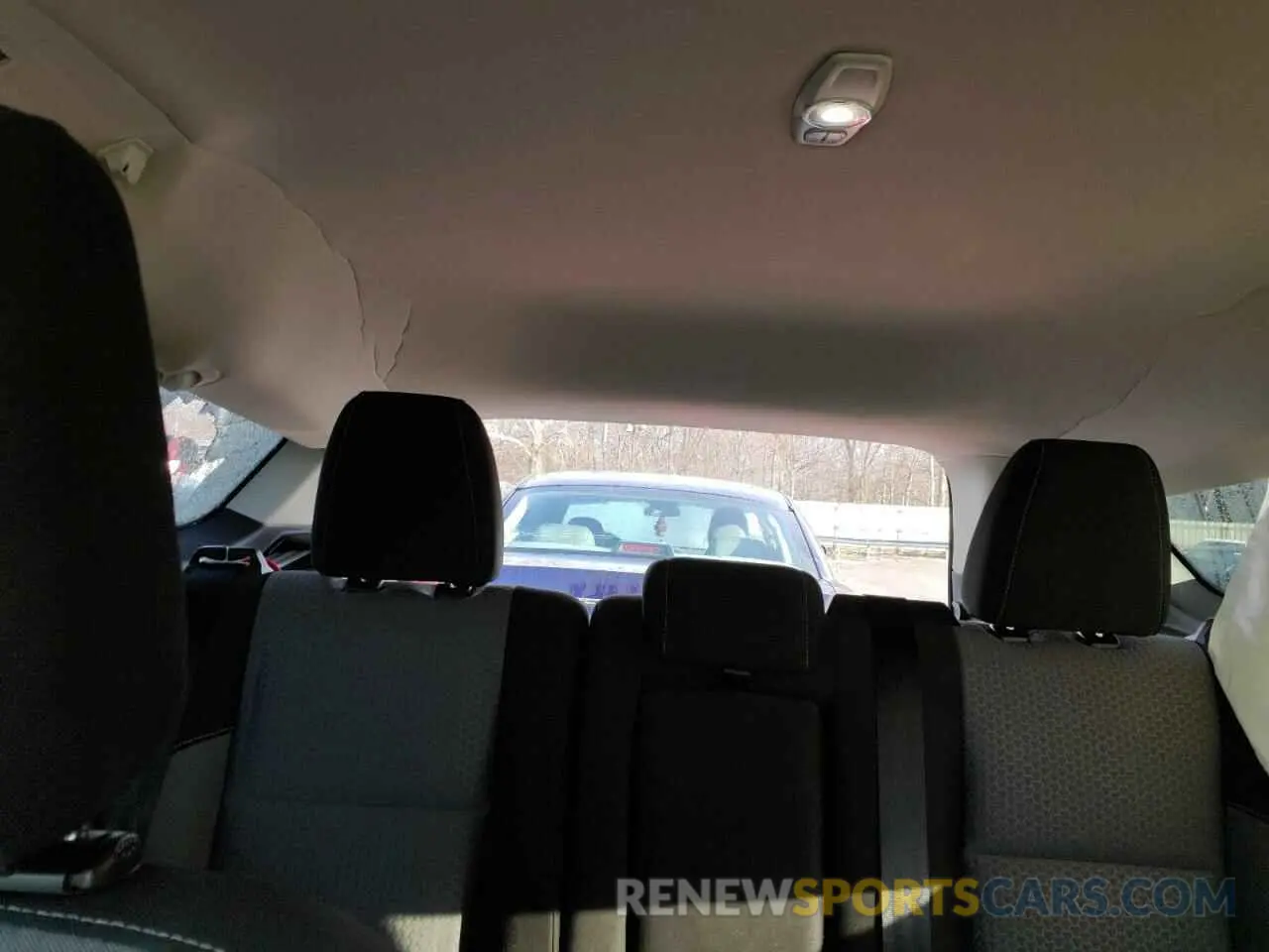 10 fotografías del automóvil dañado 1FMCU0GD9KUC49057 FORD ESCAPE 2019