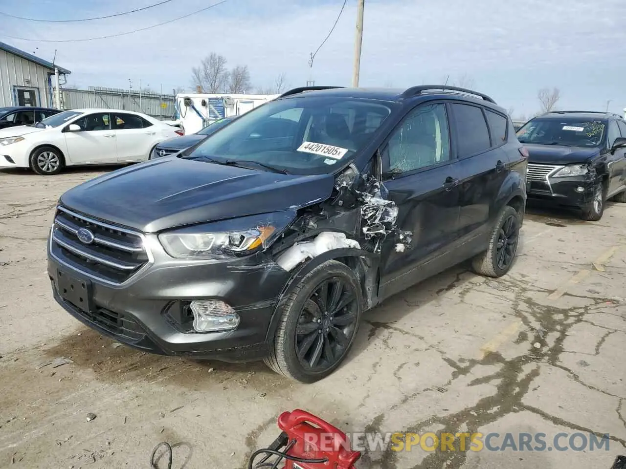 1 fotografías del automóvil dañado 1FMCU0GDXKUA46873 FORD ESCAPE 2019