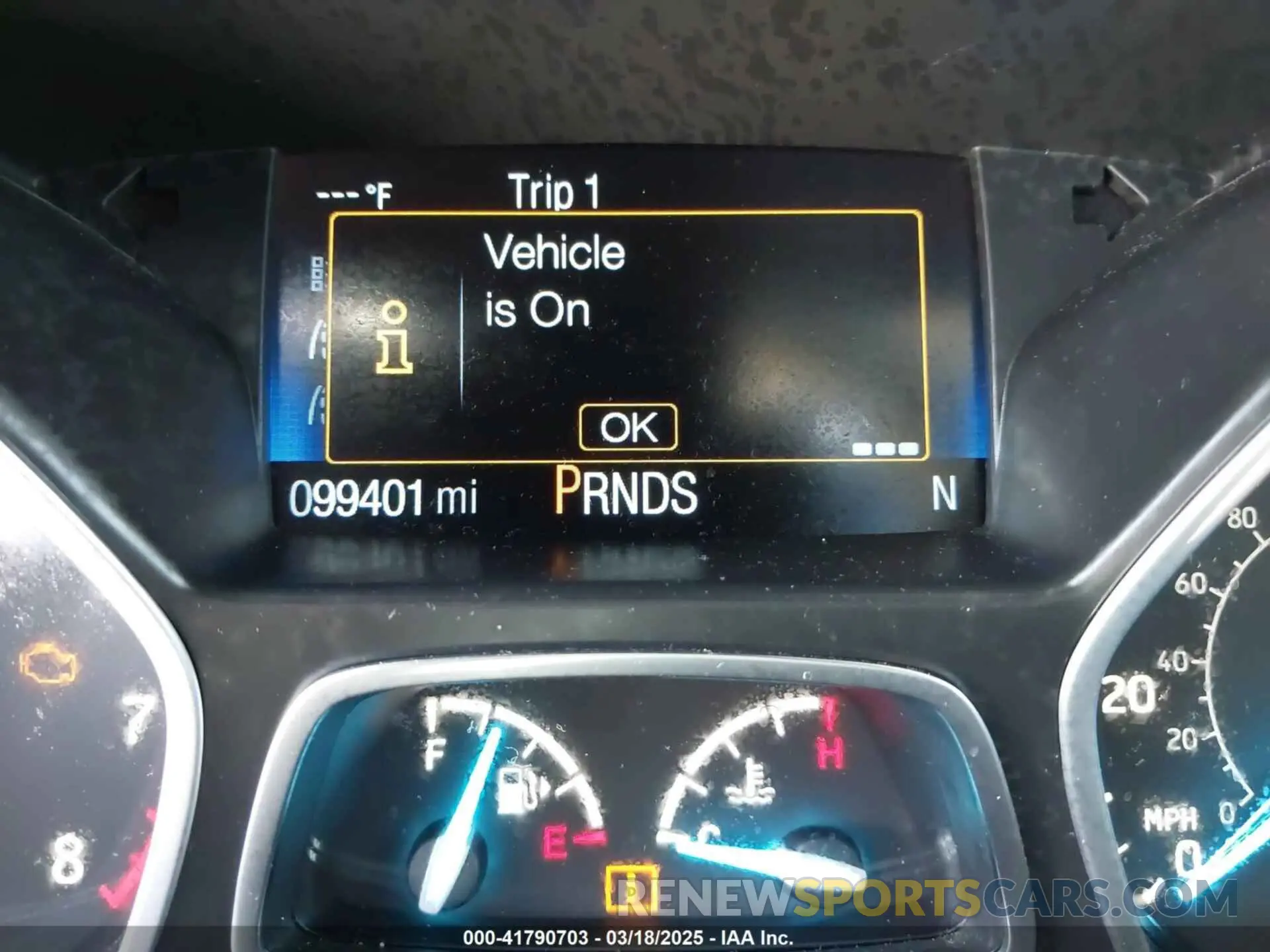 16 fotografías del automóvil dañado 1FMCU0GDXKUA53726 FORD ESCAPE 2019
