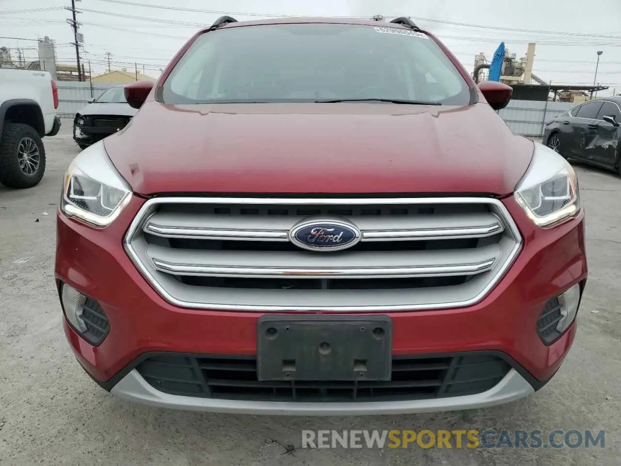5 fotografías del automóvil dañado 1FMCU0HD0KUA20152 FORD ESCAPE 2019