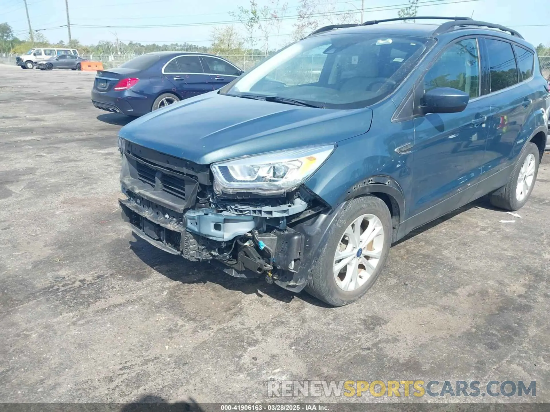 6 fotografías del automóvil dañado 1FMCU0HD0KUA50526 FORD ESCAPE 2019