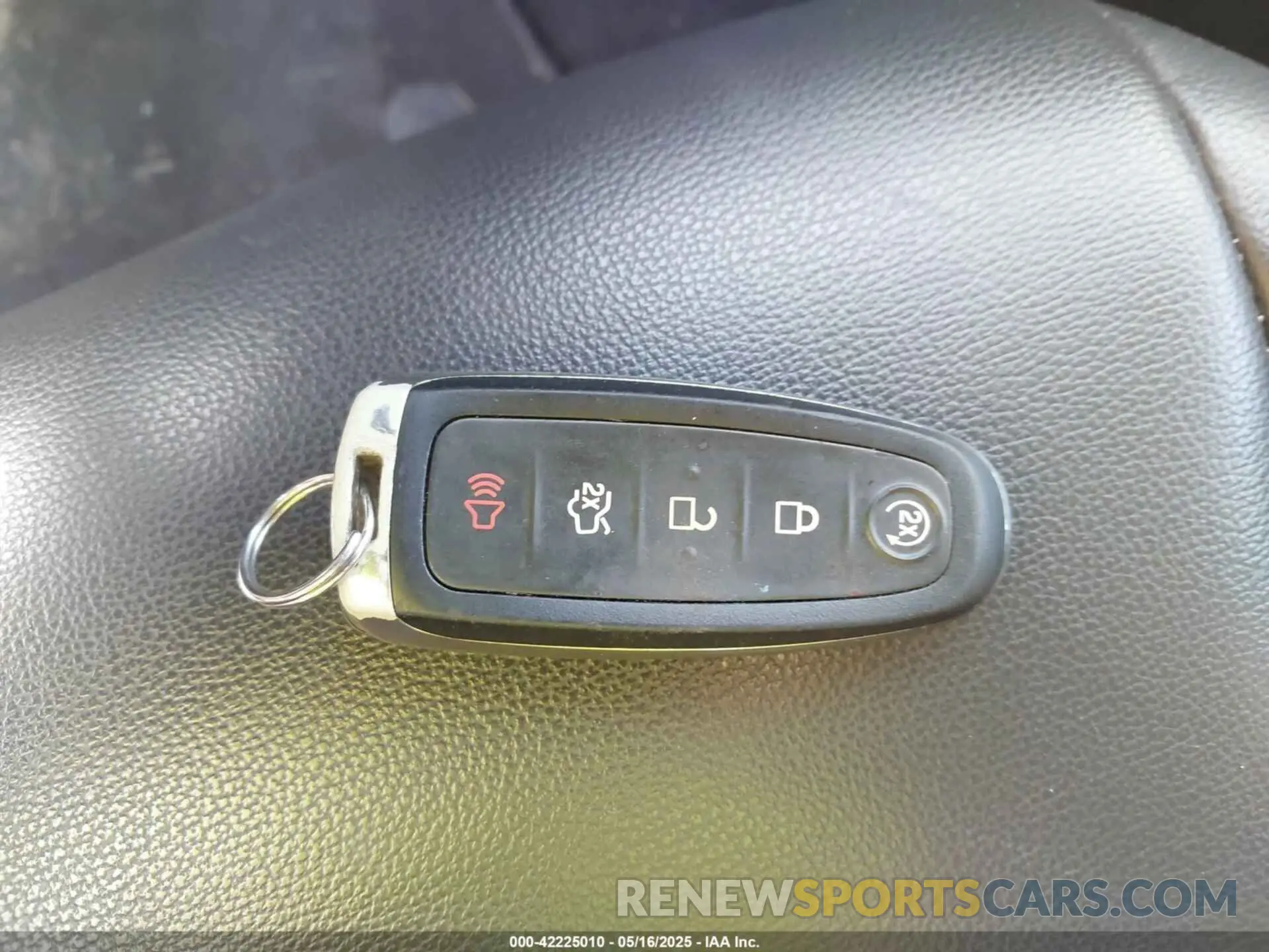 11 fotografías del automóvil dañado 1FMCU0HD1KUB76409 FORD ESCAPE 2019
