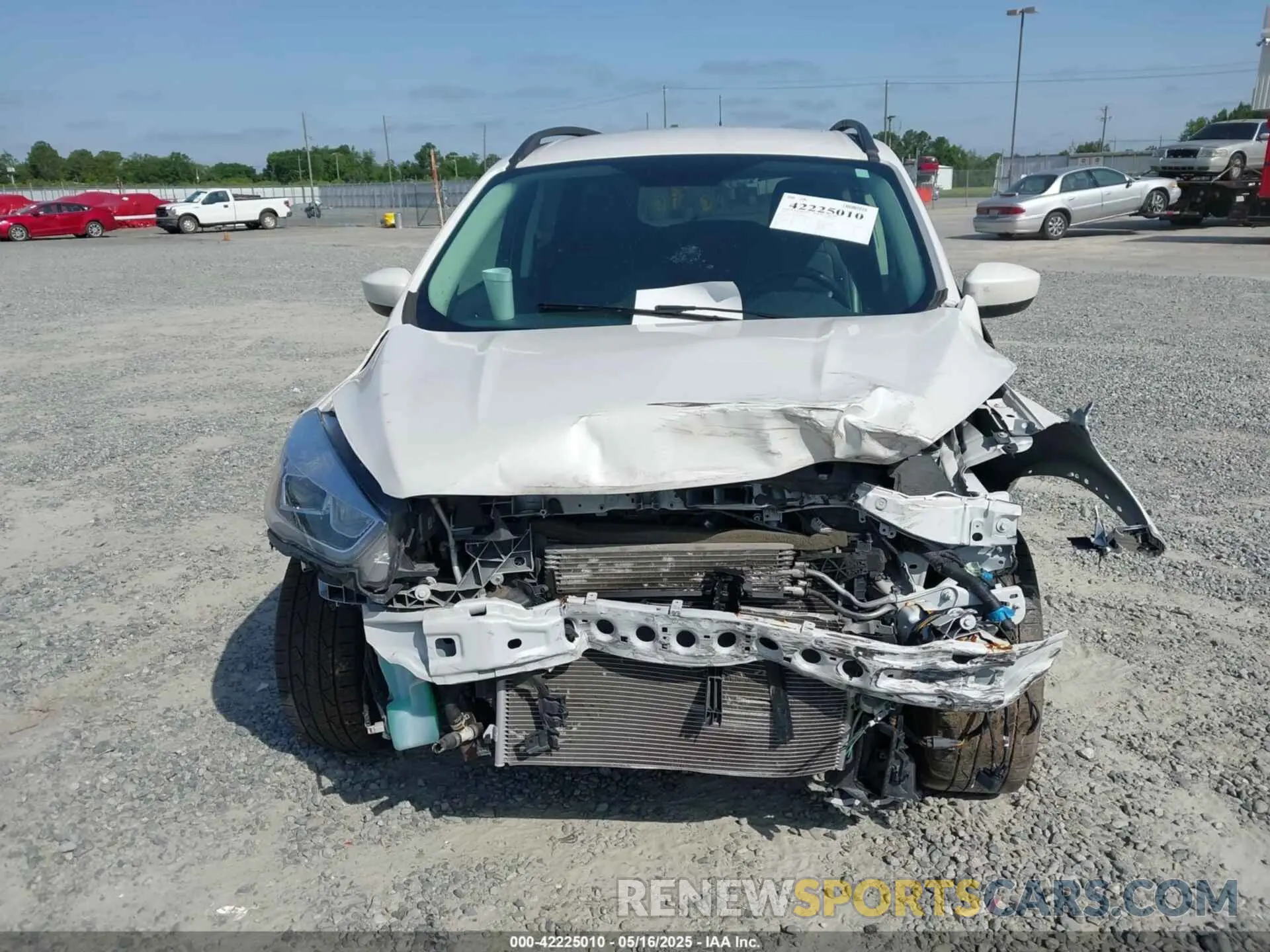 12 fotografías del automóvil dañado 1FMCU0HD1KUB76409 FORD ESCAPE 2019
